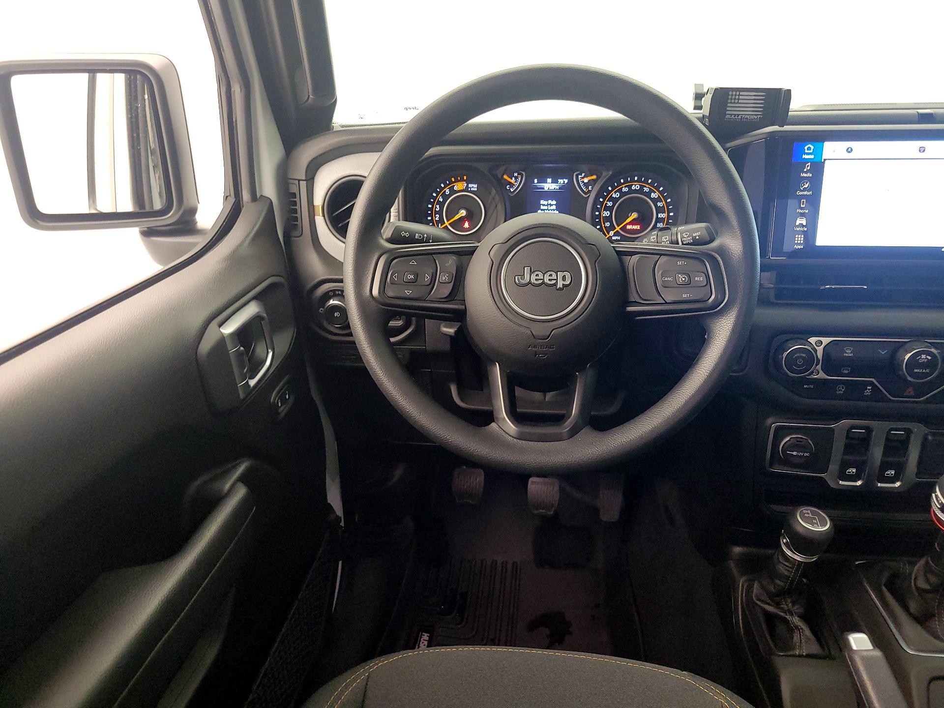 Thumbnail: 2025 Jeep Wrangler - 10