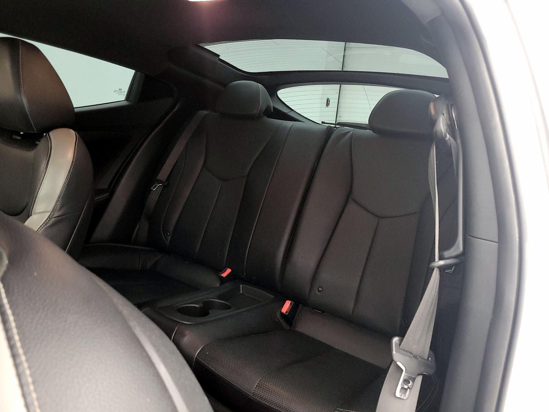 Thumbnail: 2016 Hyundai Veloster - 19