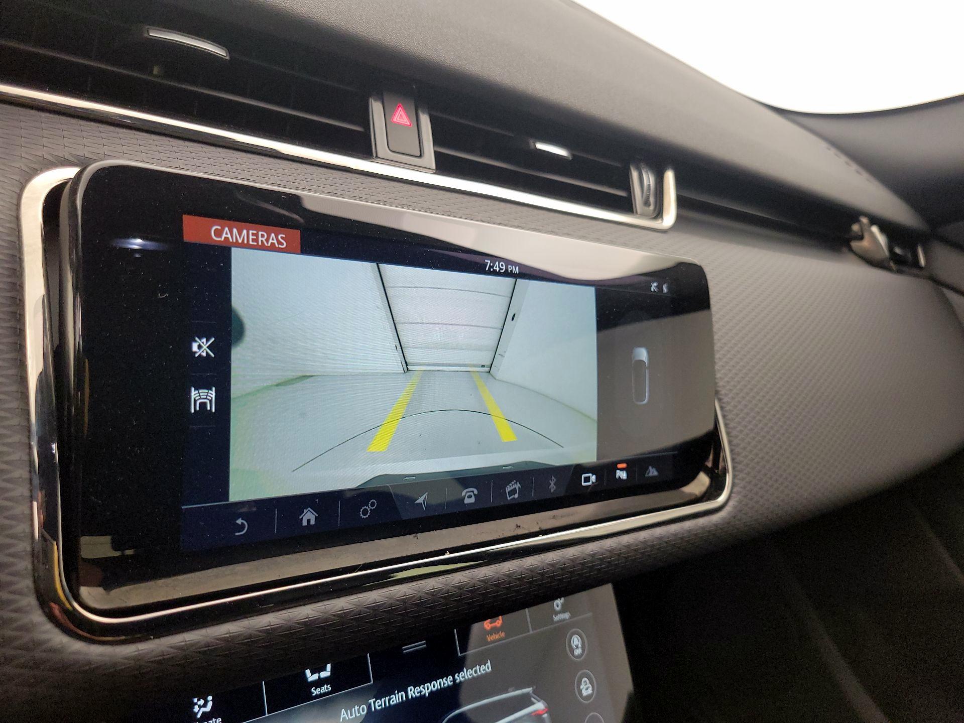 Thumbnail: 2020 Land Rover Range Rover Evoque - 14