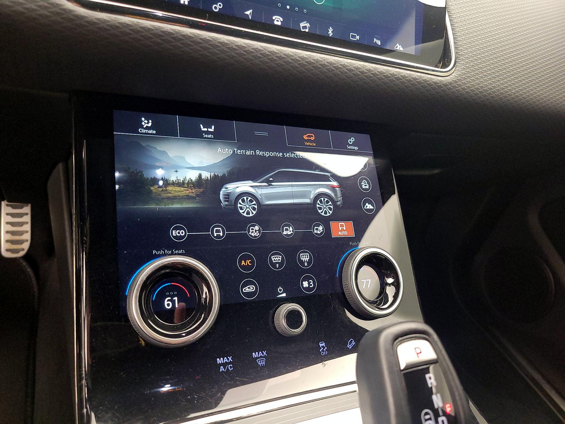 Thumbnail: 2020 Land Rover Range Rover Evoque - 16