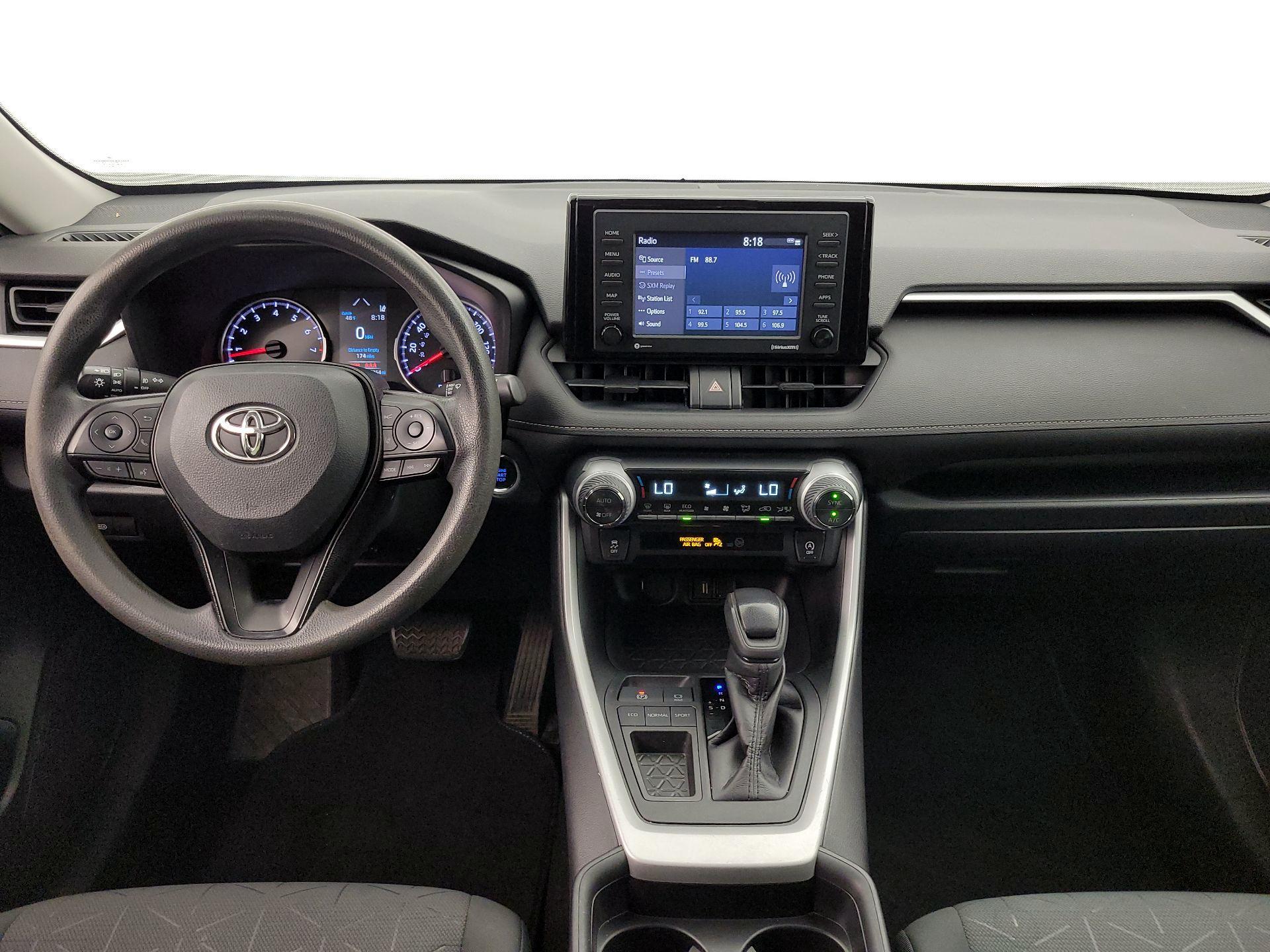 Thumbnail: 2020 Toyota RAV4 - 9