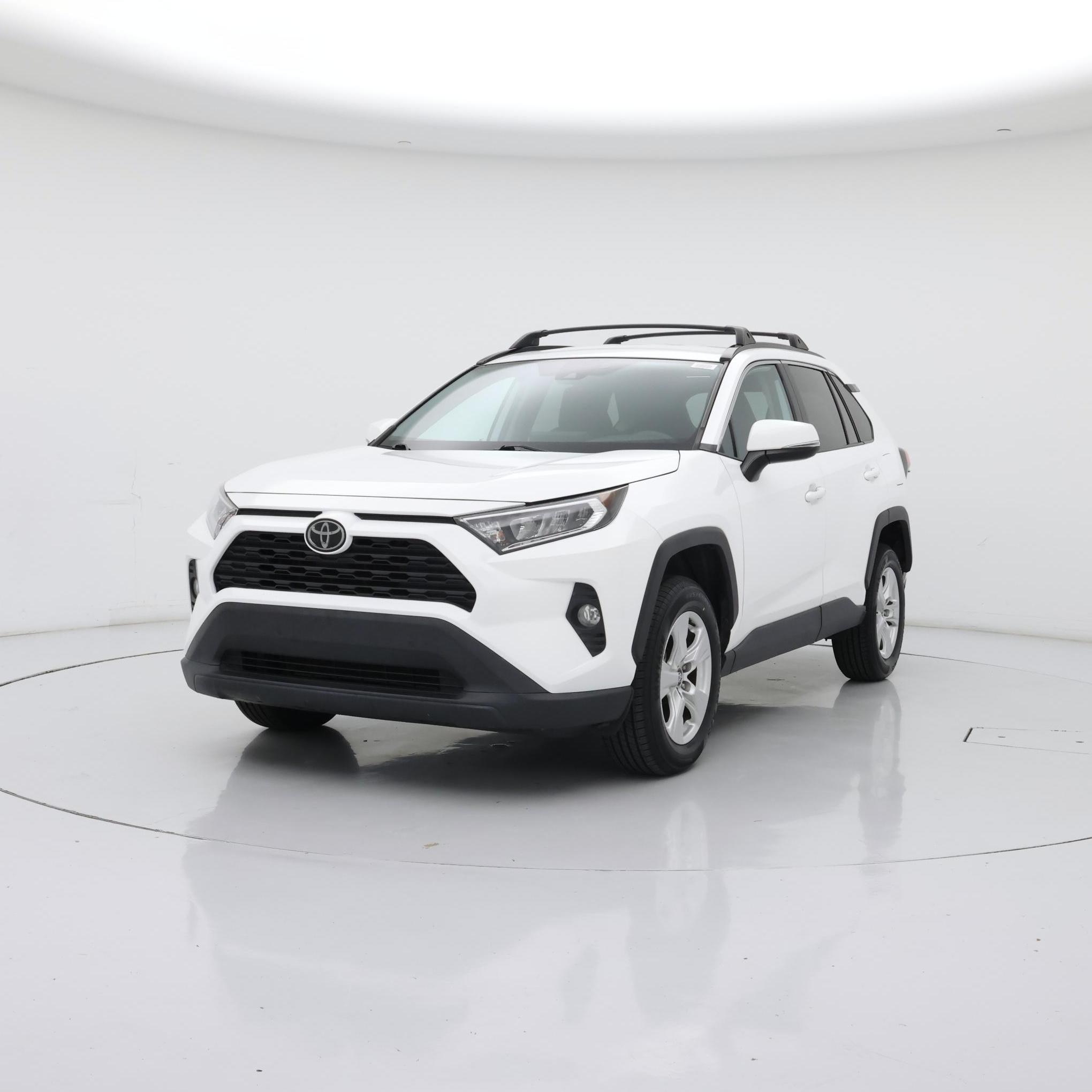Thumbnail: 2020 Toyota RAV4 - 4