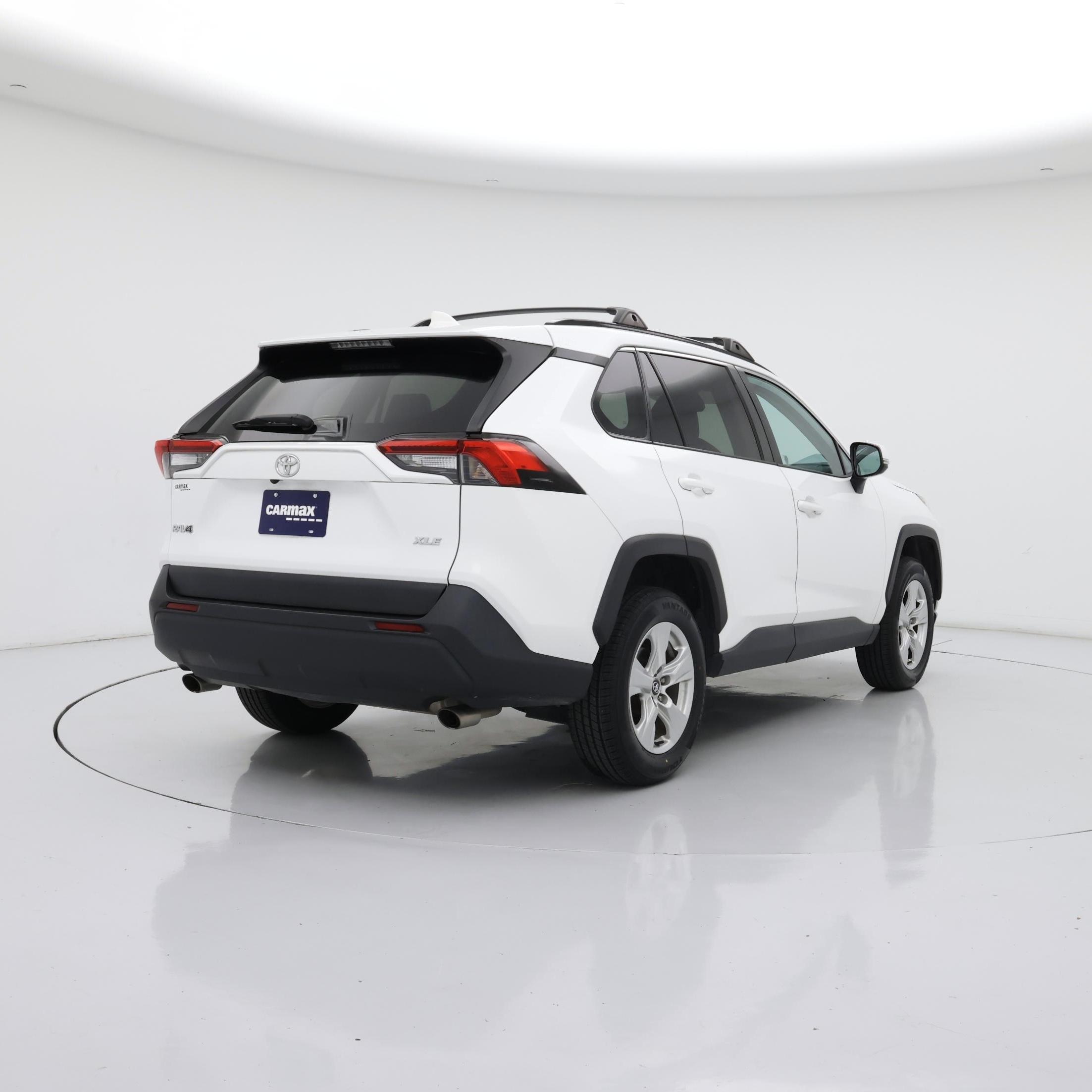 Thumbnail: 2020 Toyota RAV4 - 8