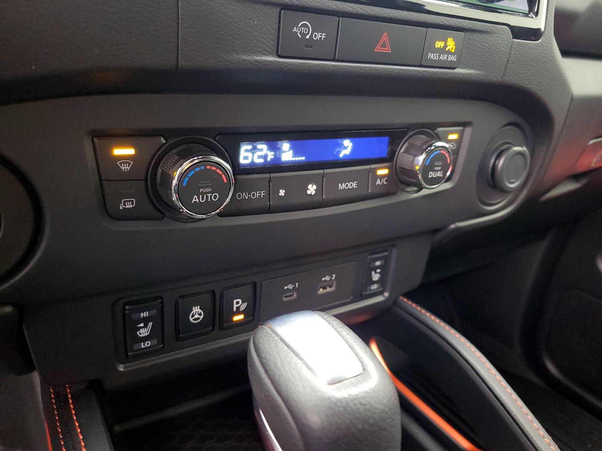 Thumbnail: 2024 Nissan Frontier - 17