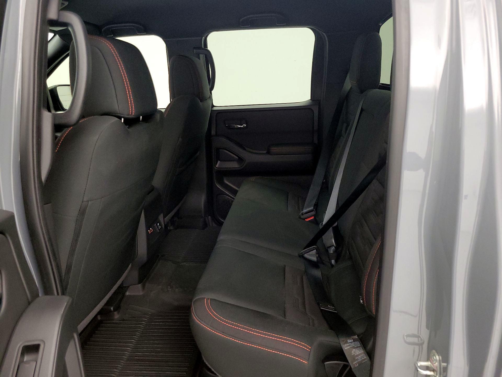 Thumbnail: 2024 Nissan Frontier - 20