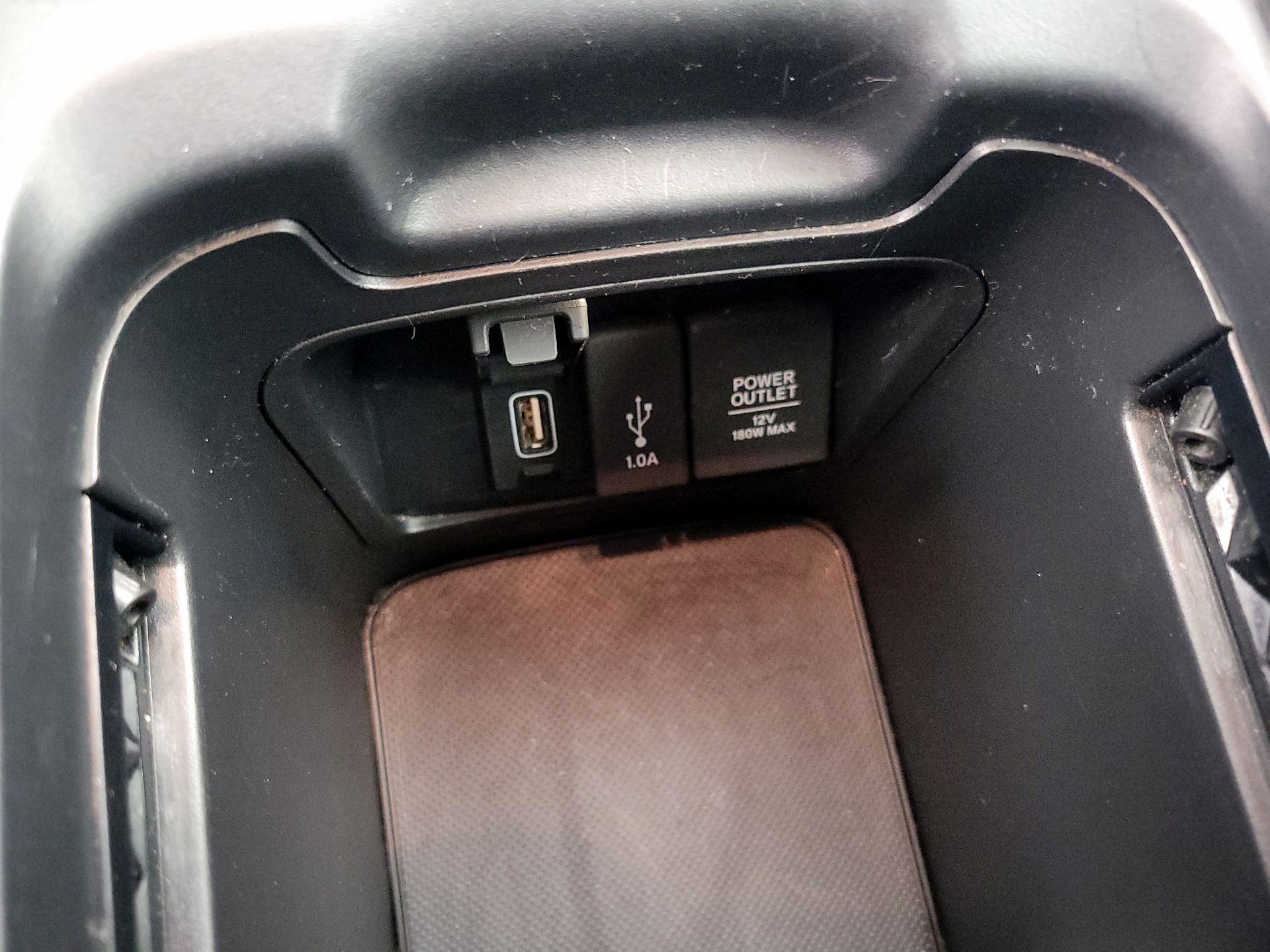 Thumbnail: 2017 Honda CR-V - 18