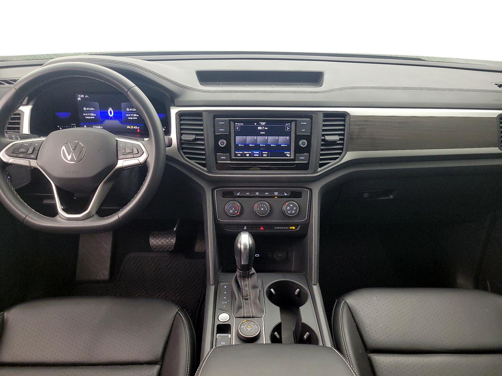 Thumbnail: 2022 Volkswagen Atlas - 9