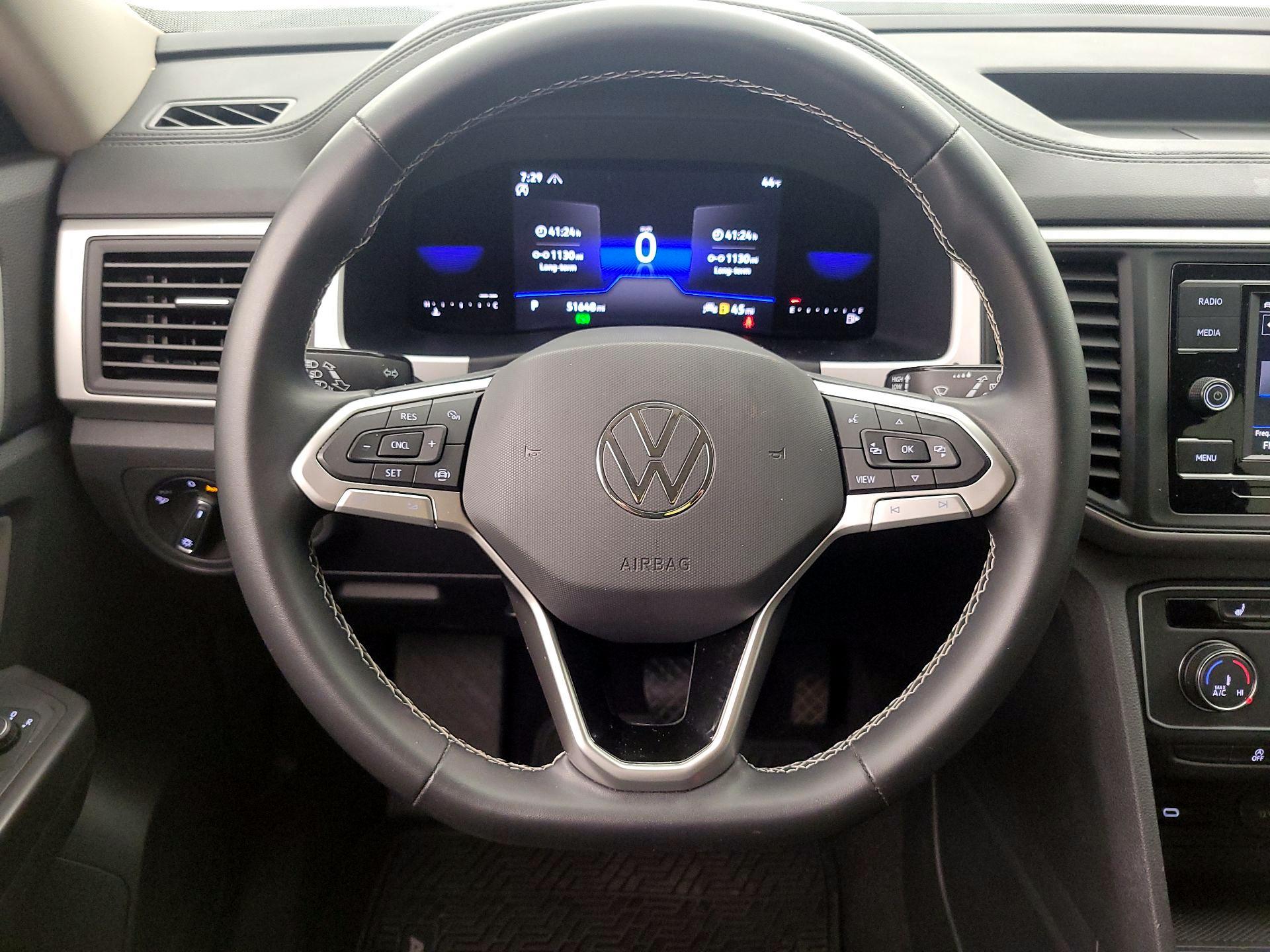 Thumbnail: 2022 Volkswagen Atlas - 10