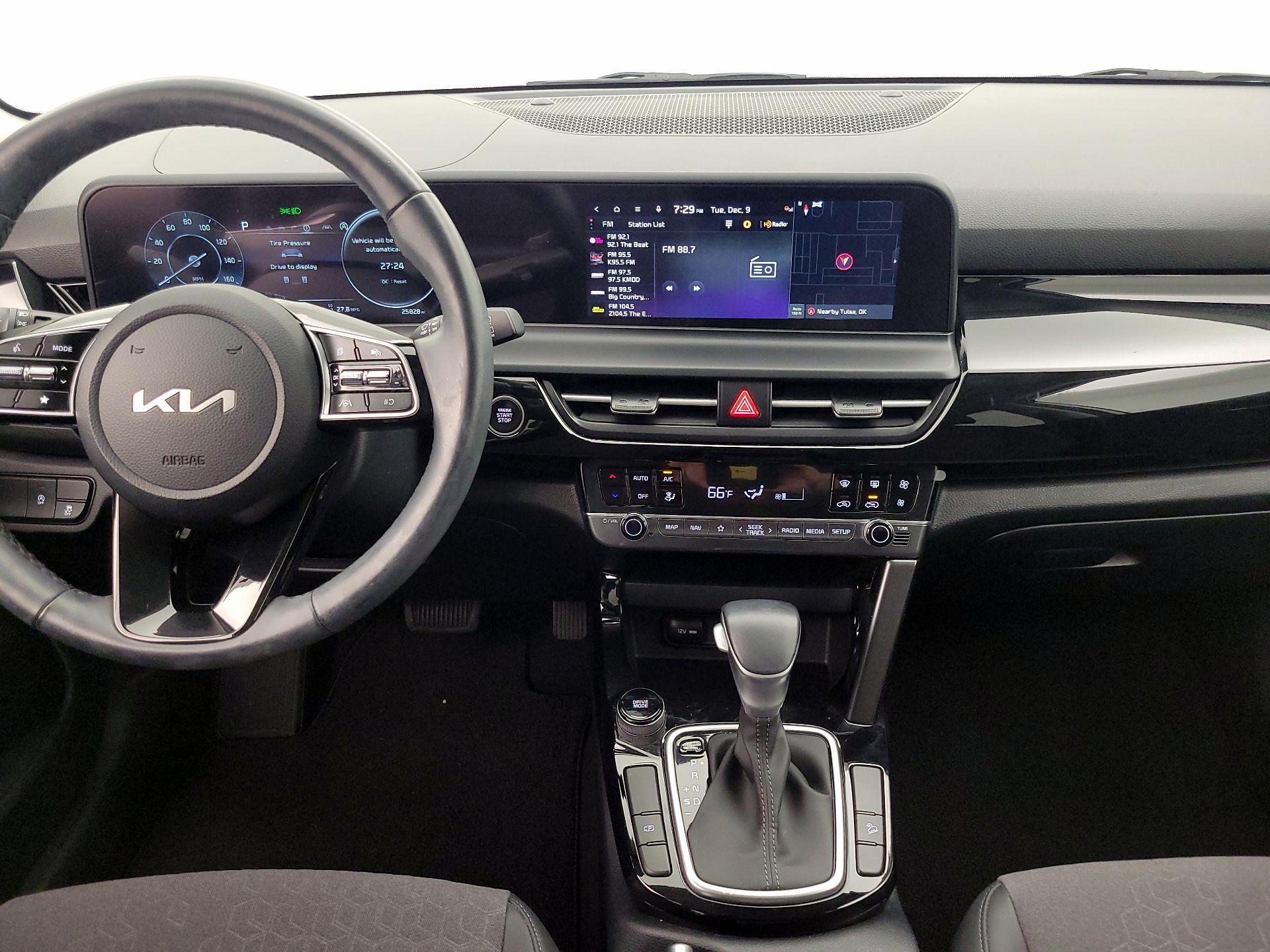 Thumbnail: 2024 Kia Seltos - 9