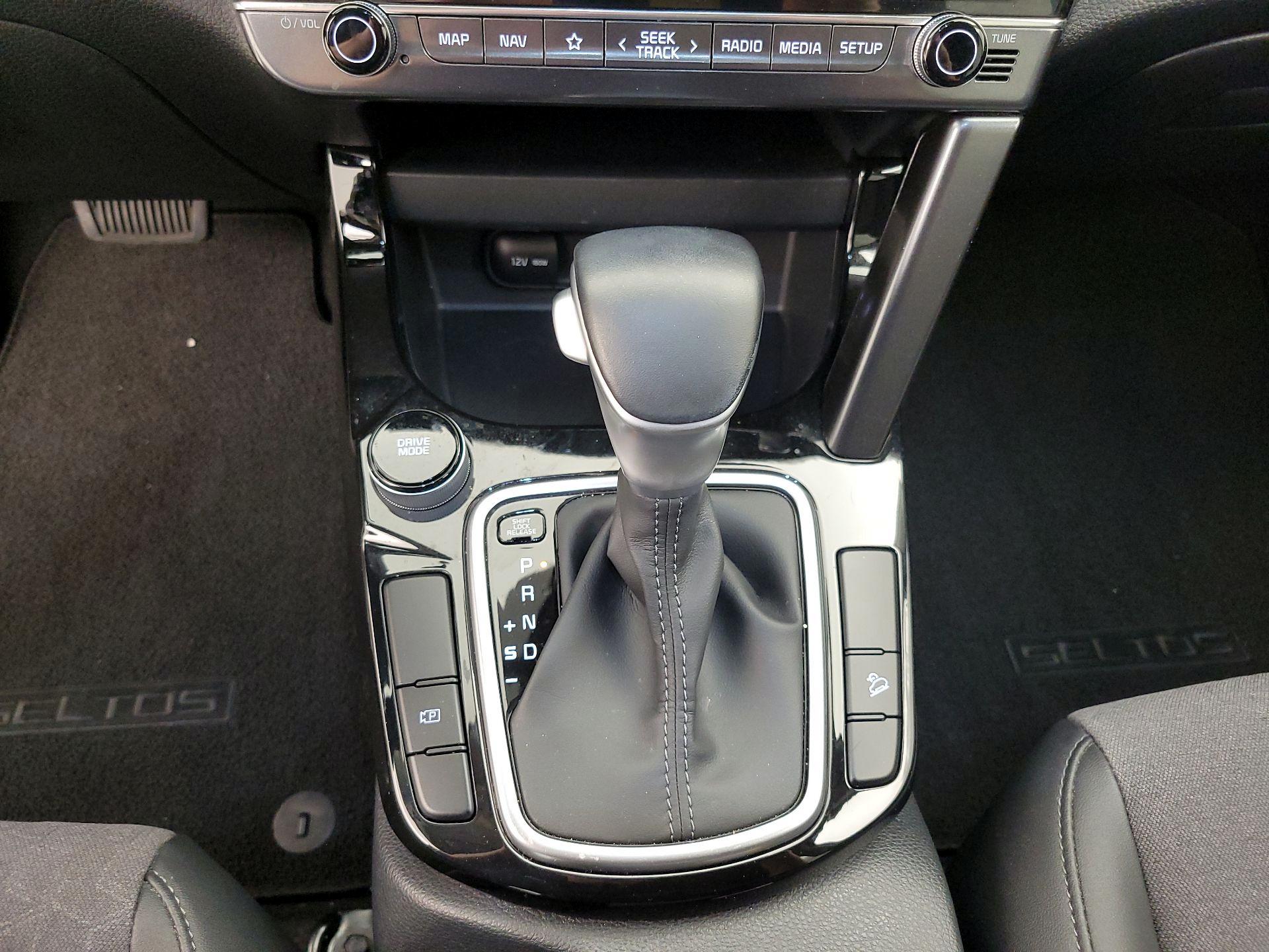 Thumbnail: 2024 Kia Seltos - 18