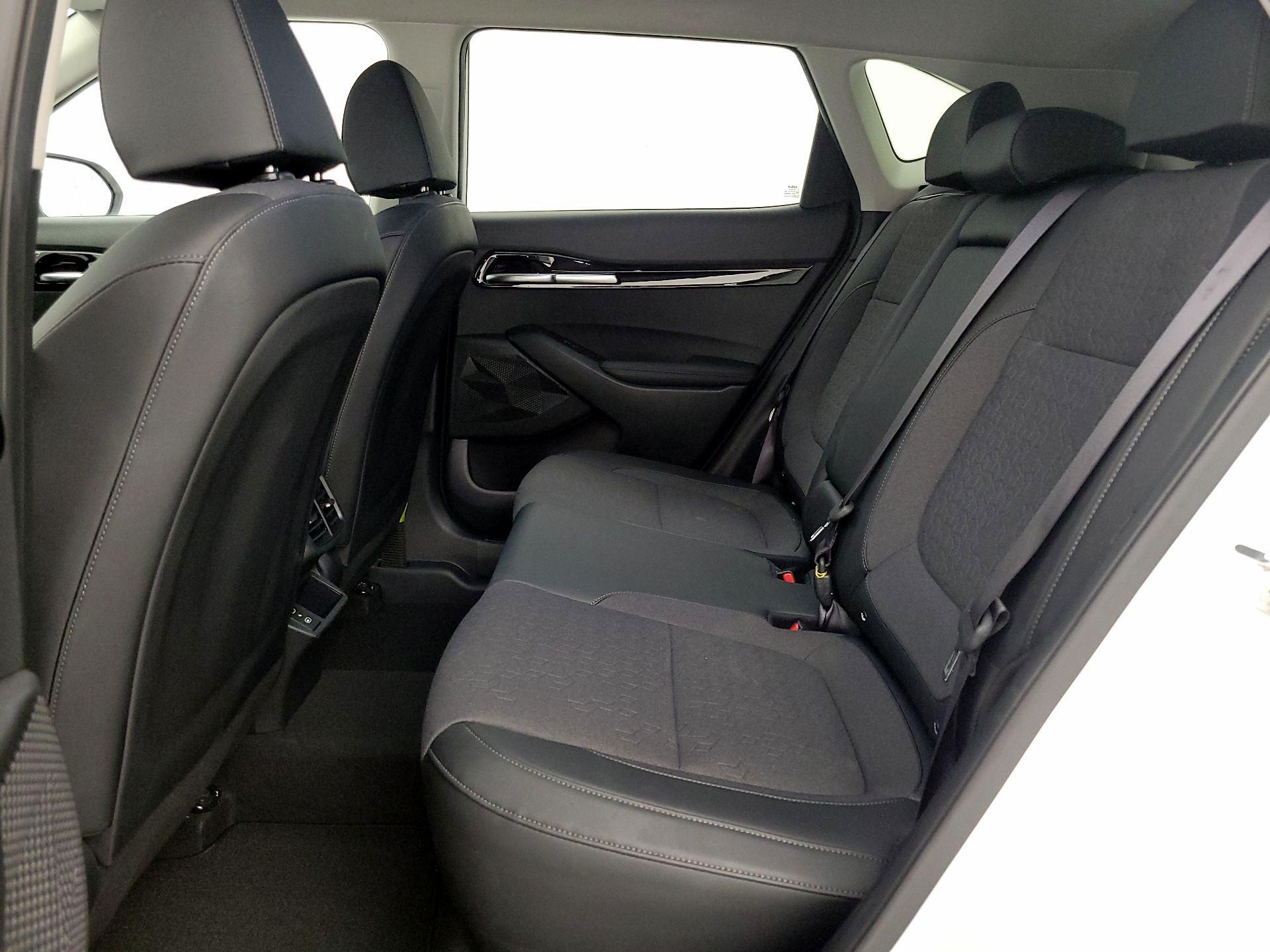 Thumbnail: 2024 Kia Seltos - 20