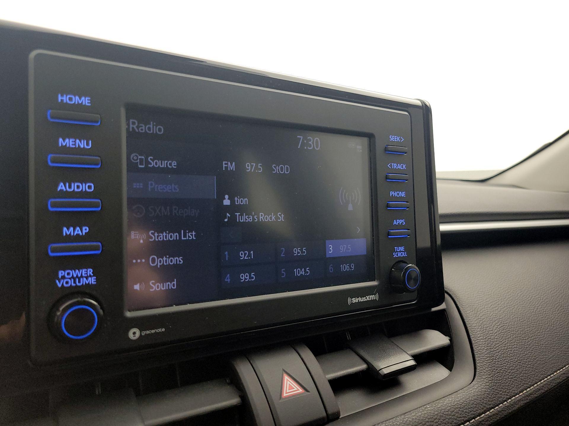 Thumbnail: 2022 Toyota RAV4 - 15