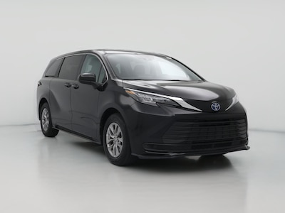 2024 Toyota Sienna Hybrid LE