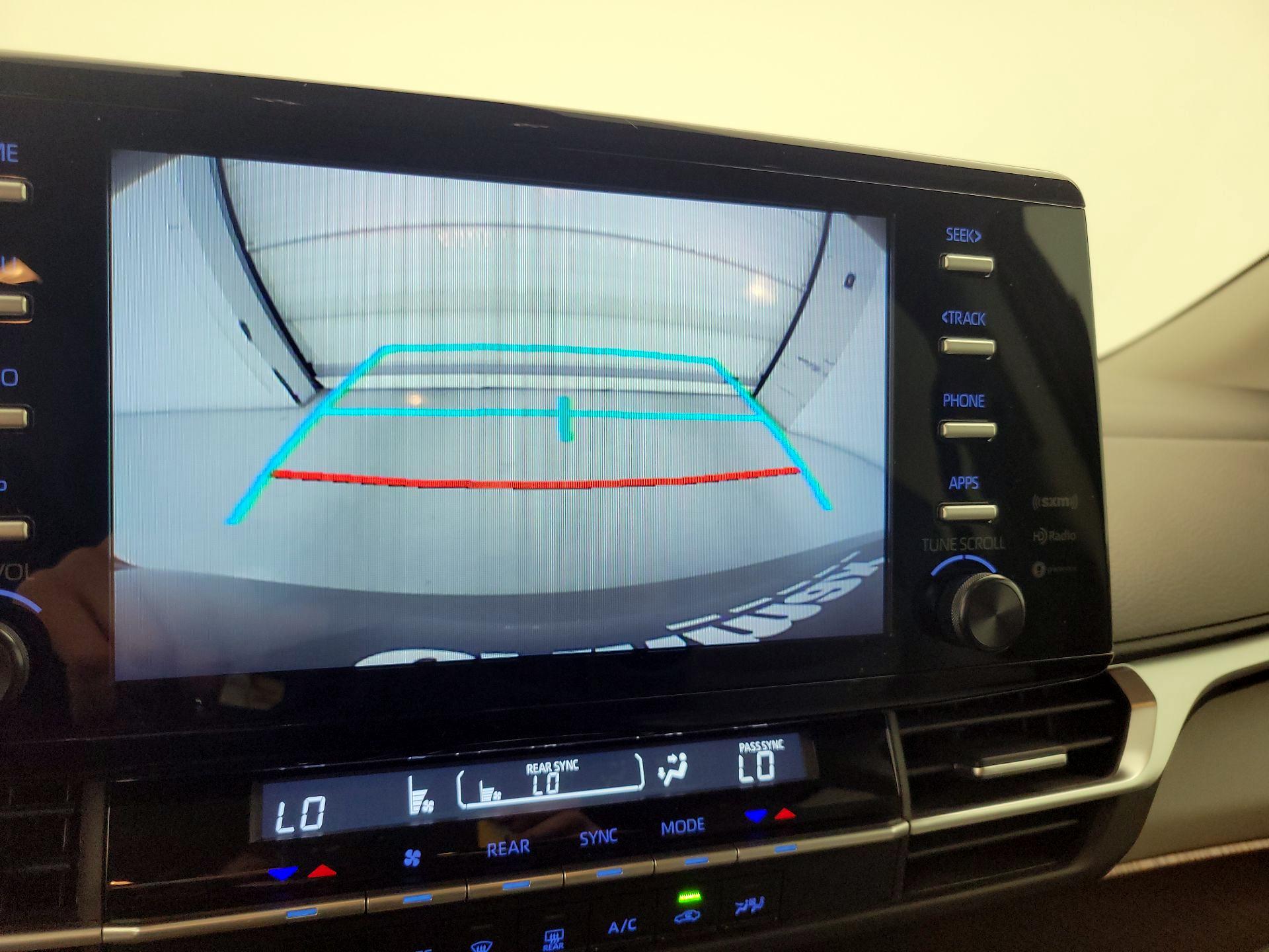 Thumbnail: 2024 Toyota Sienna - 14