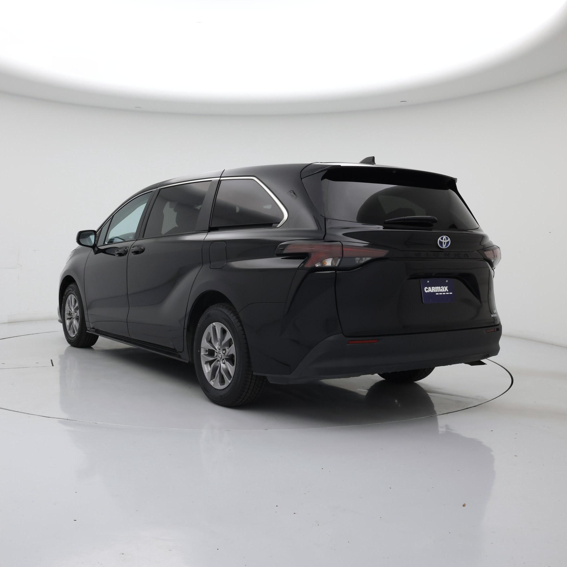 Thumbnail: 2024 Toyota Sienna - 2