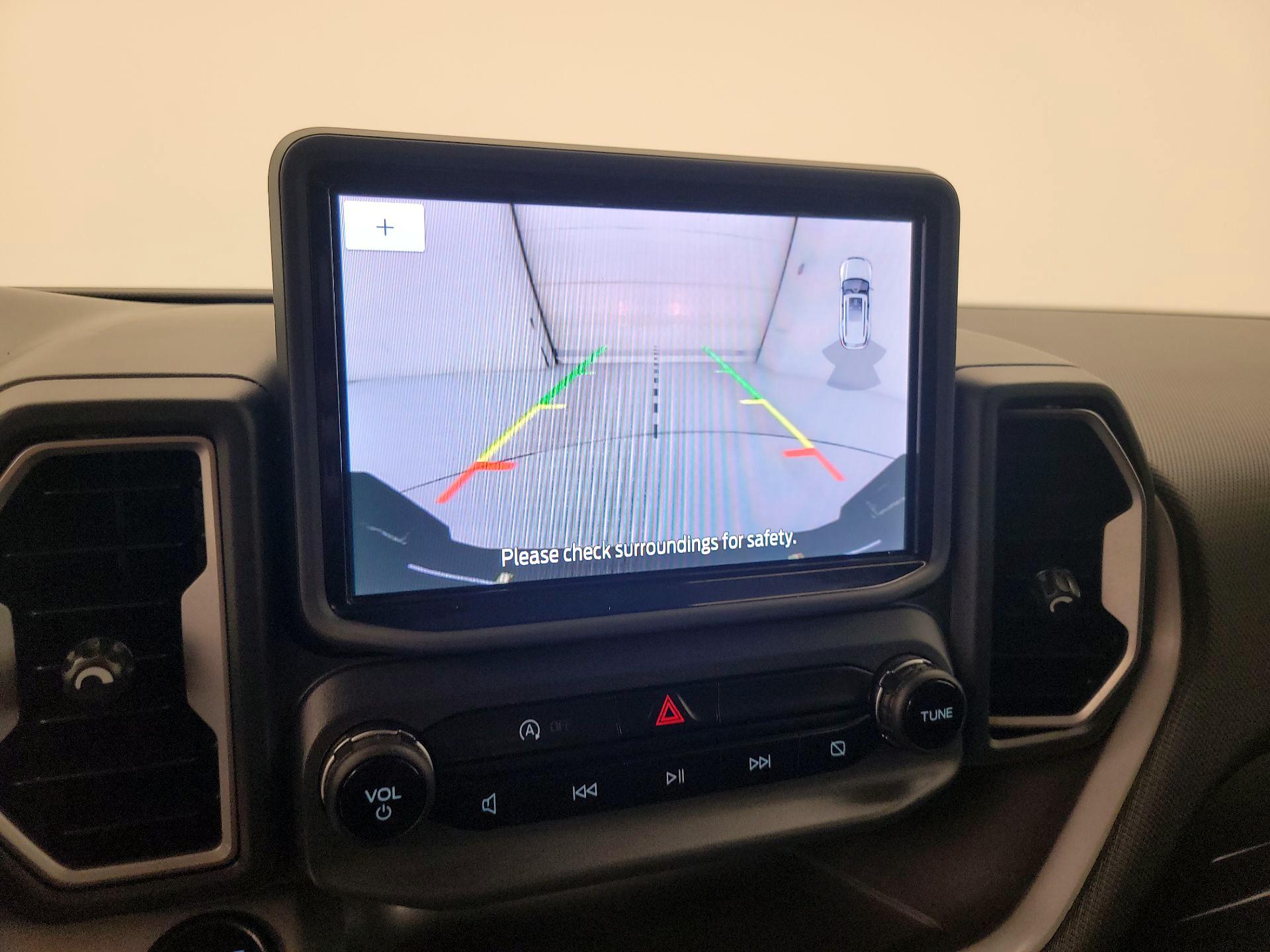 Thumbnail: 2022 Ford Bronco Sport - 14