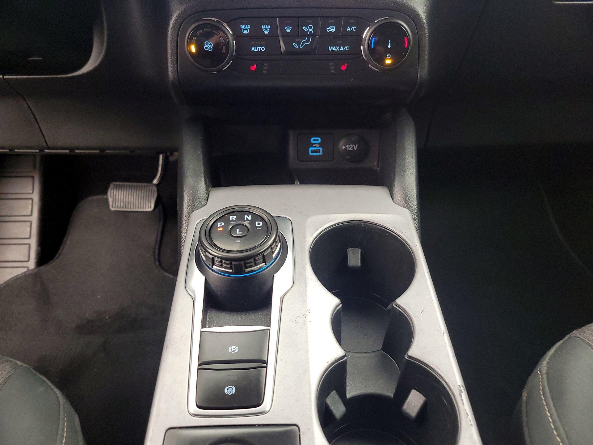 Thumbnail: 2022 Ford Bronco Sport - 17