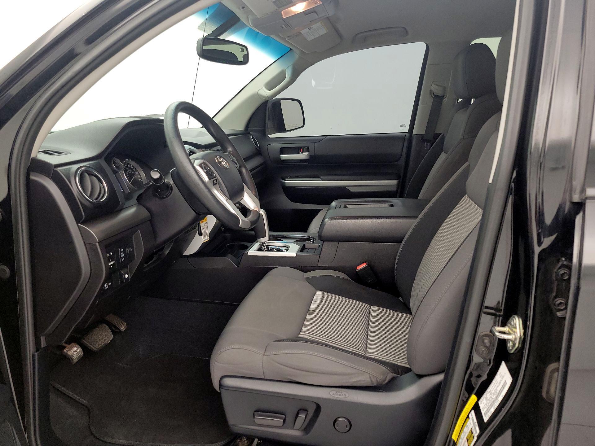 Thumbnail: 2016 Toyota Tundra - 11