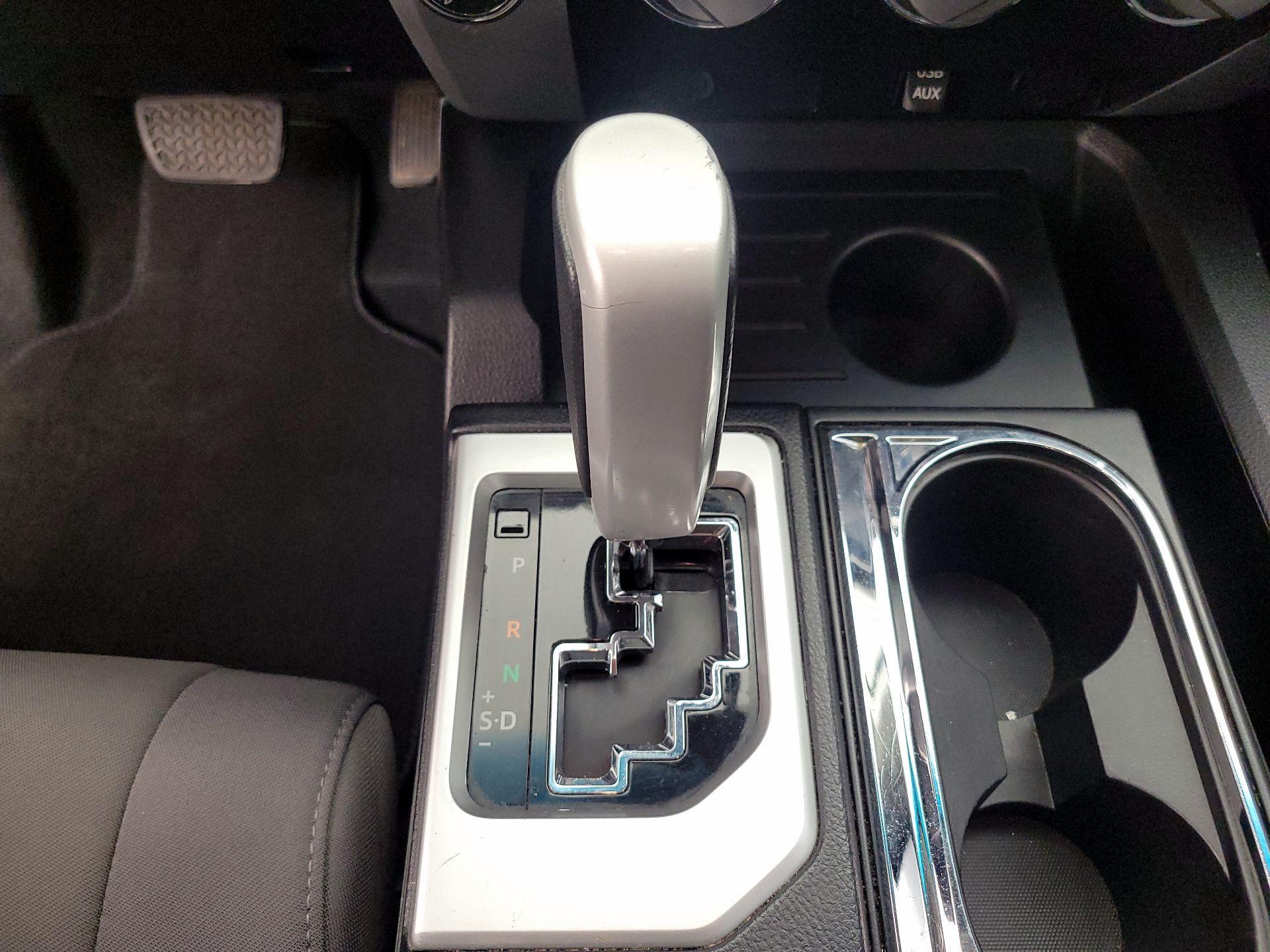 Thumbnail: 2016 Toyota Tundra - 18