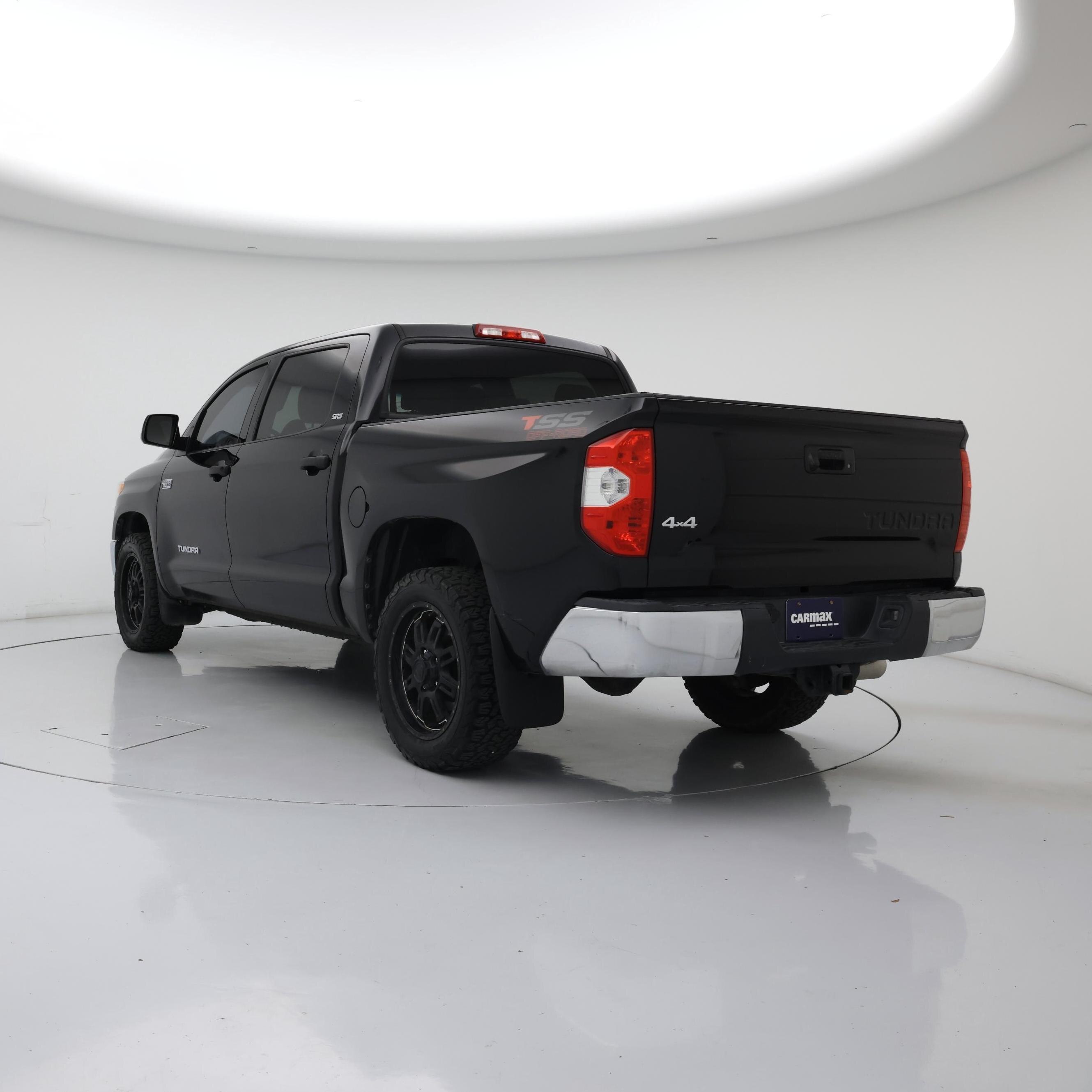 Thumbnail: 2016 Toyota Tundra - 2
