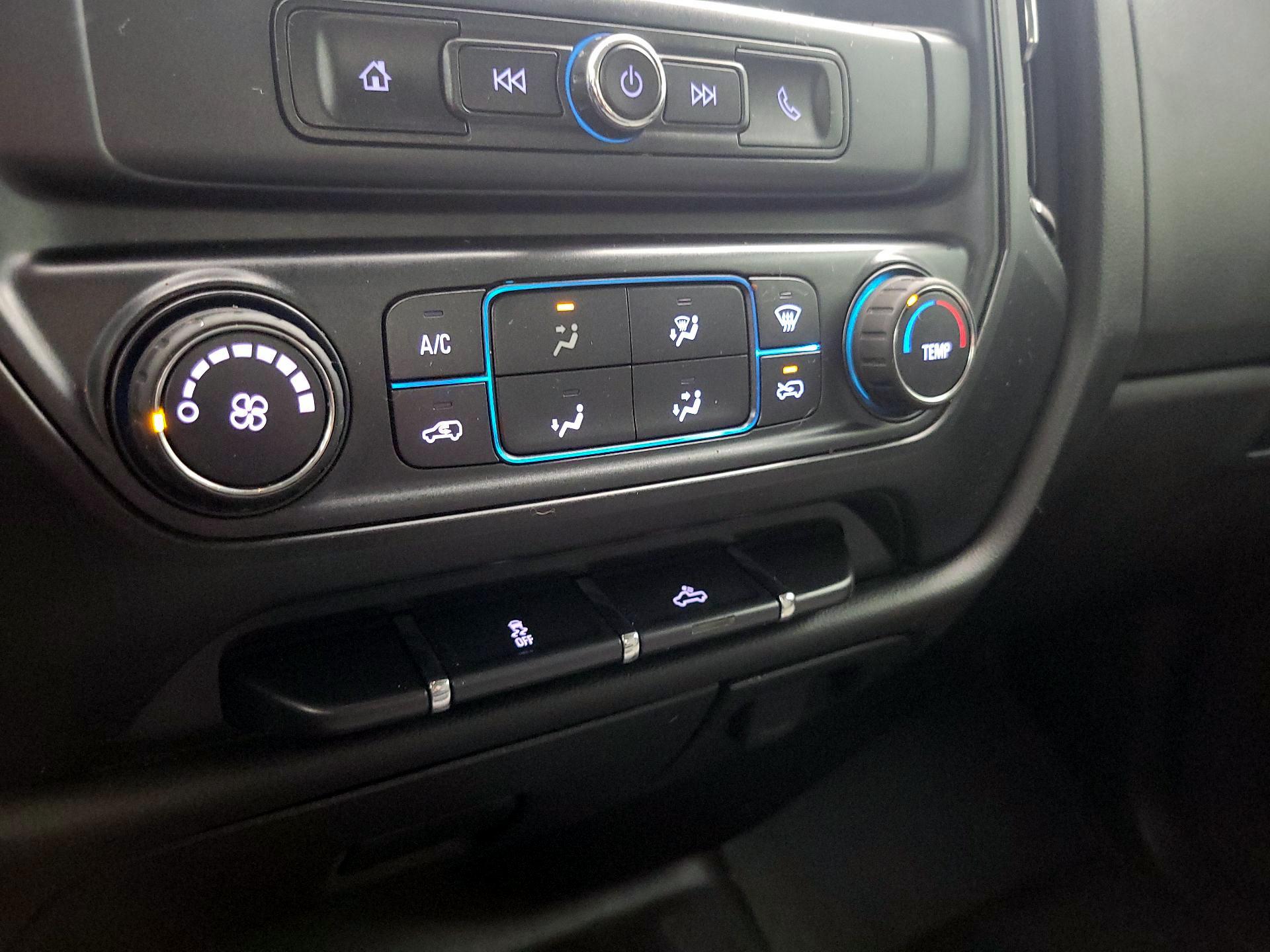 Thumbnail: 2017 Chevrolet Silverado 2500 - 15