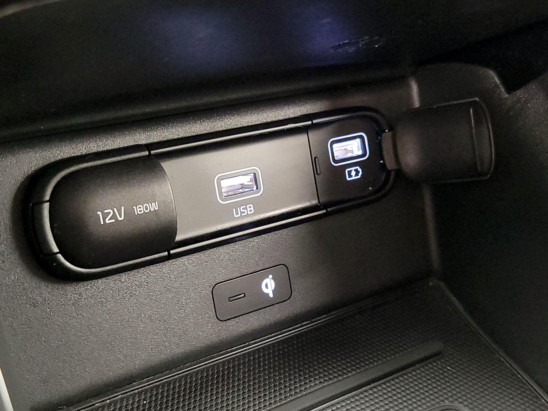 Thumbnail: 2021 Kia Telluride - 19