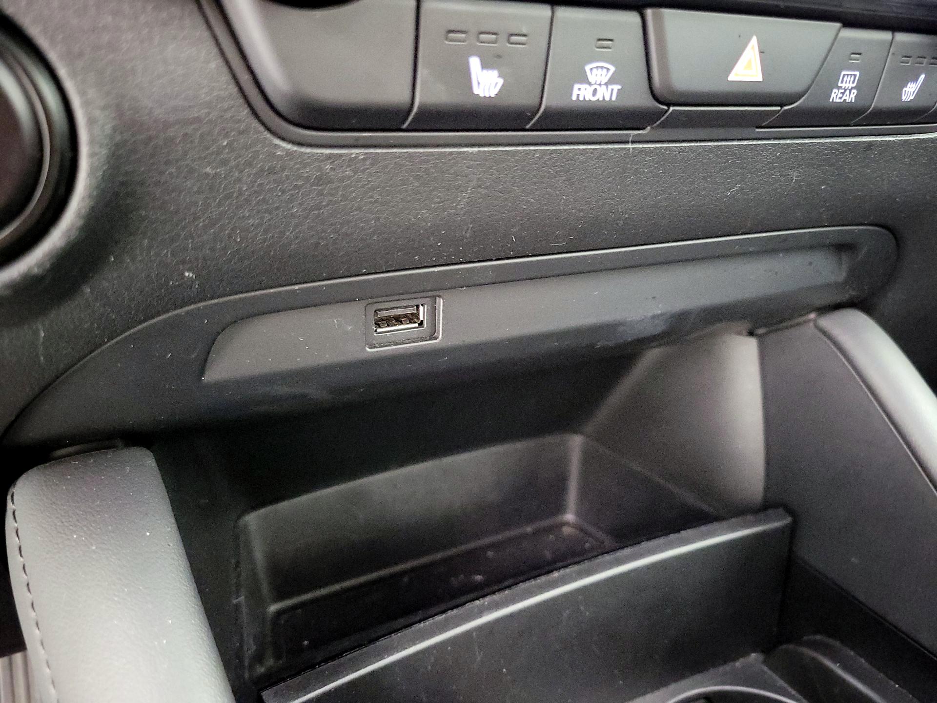 Thumbnail: 2019 Mazda Mazda3 - 18