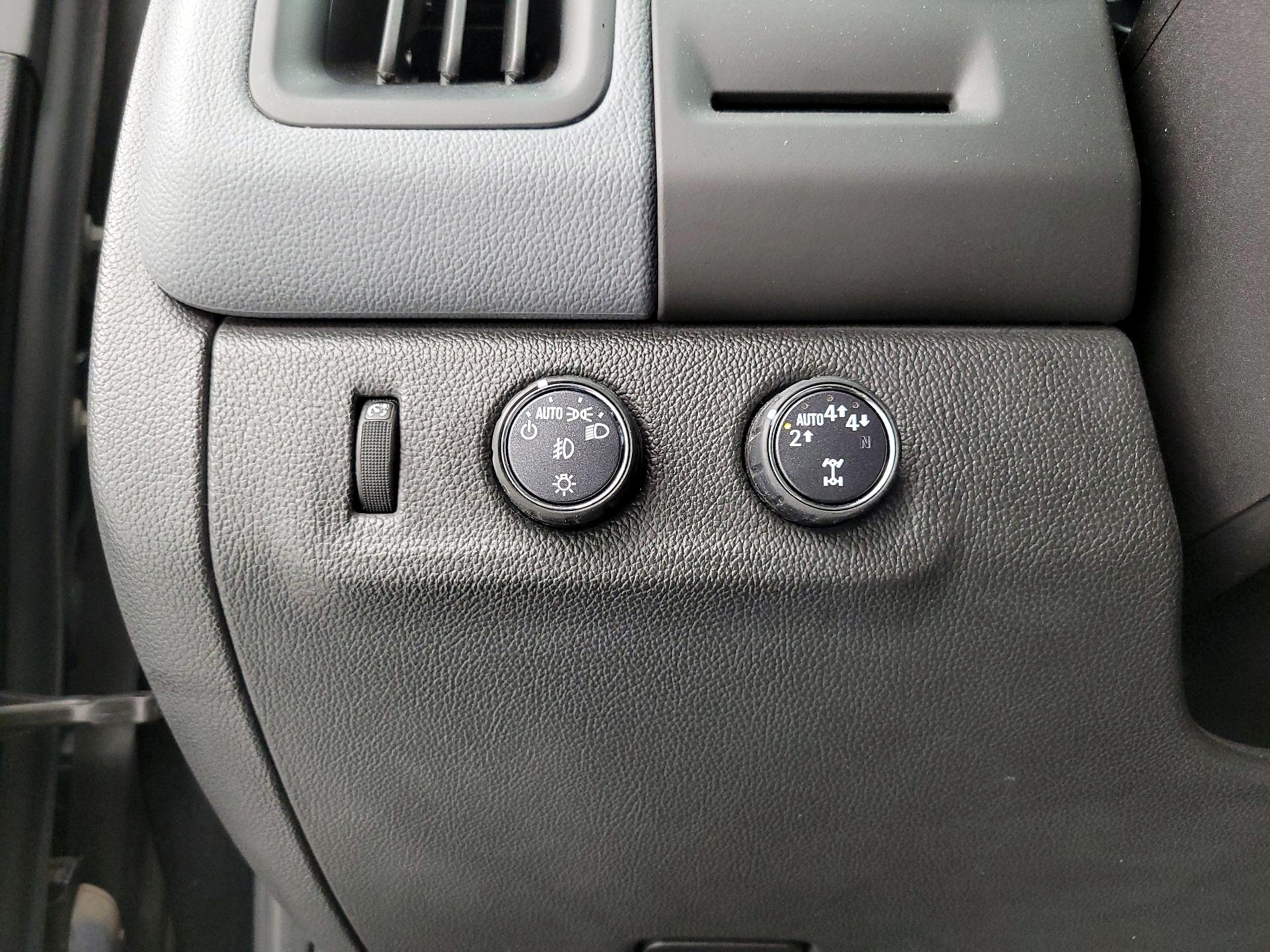 Thumbnail: 2018 Chevrolet Colorado - 13