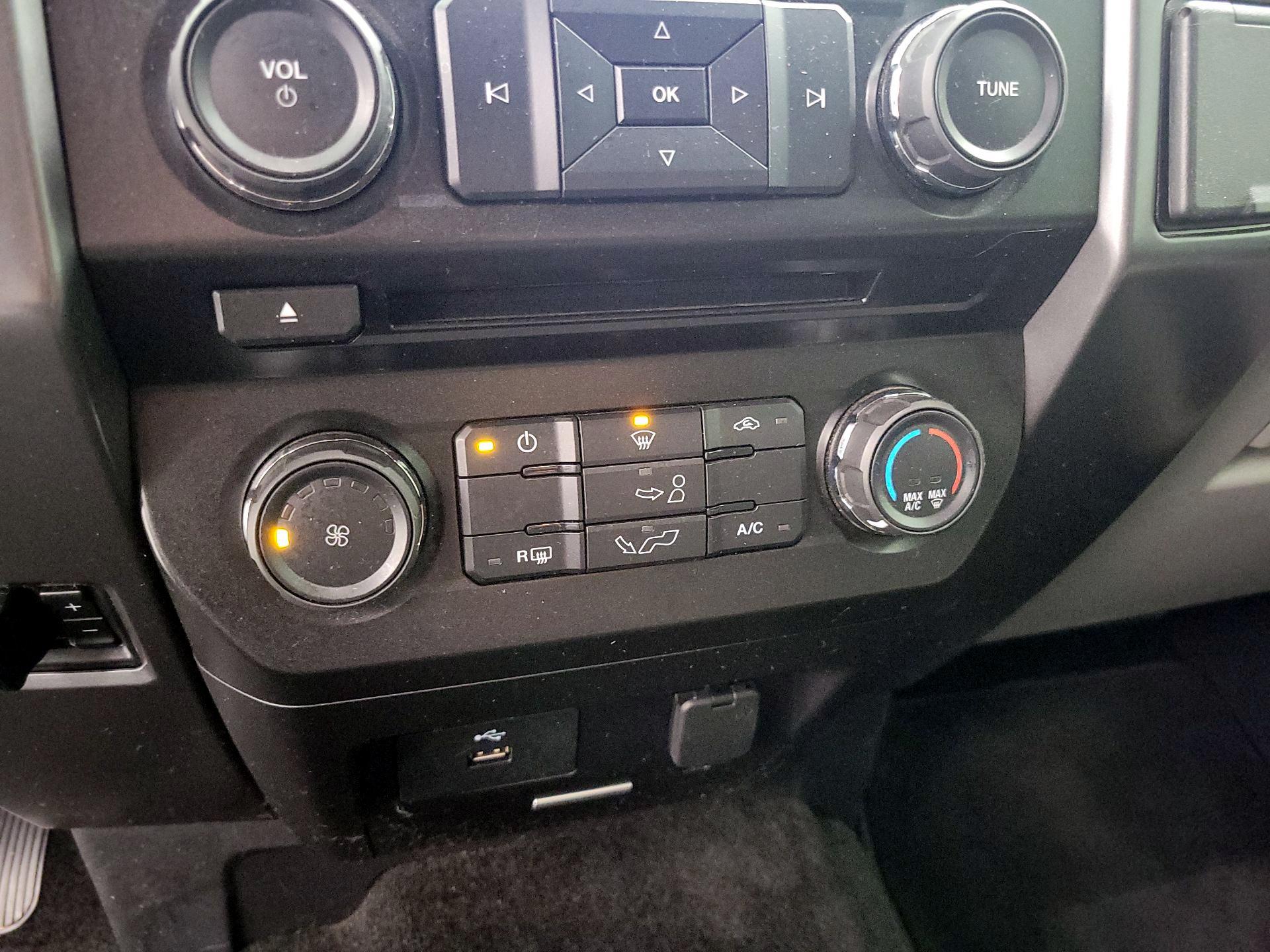 Thumbnail: 2018 Ford F-150 - 16