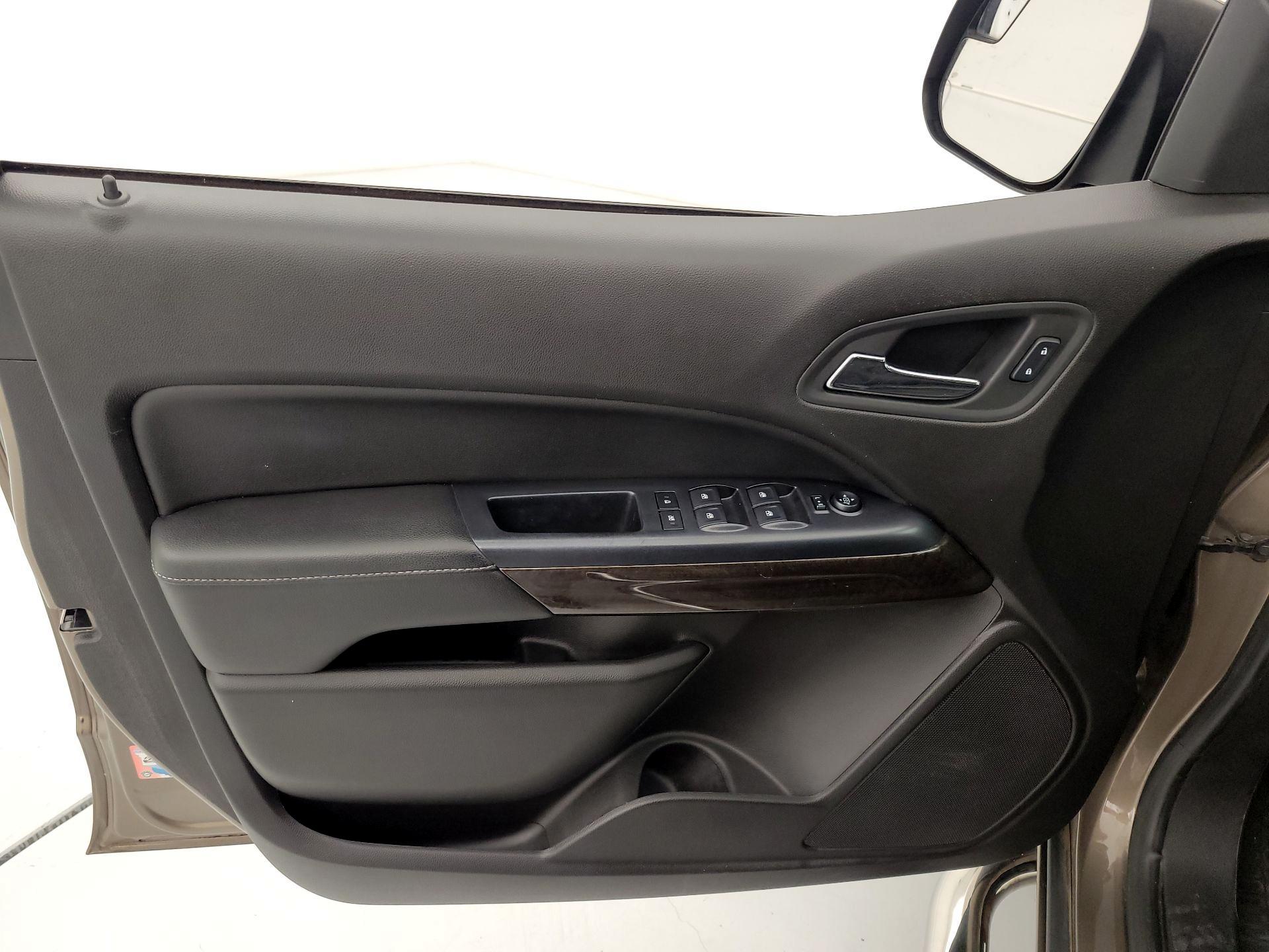 Thumbnail: 2016 GMC Canyon - 12