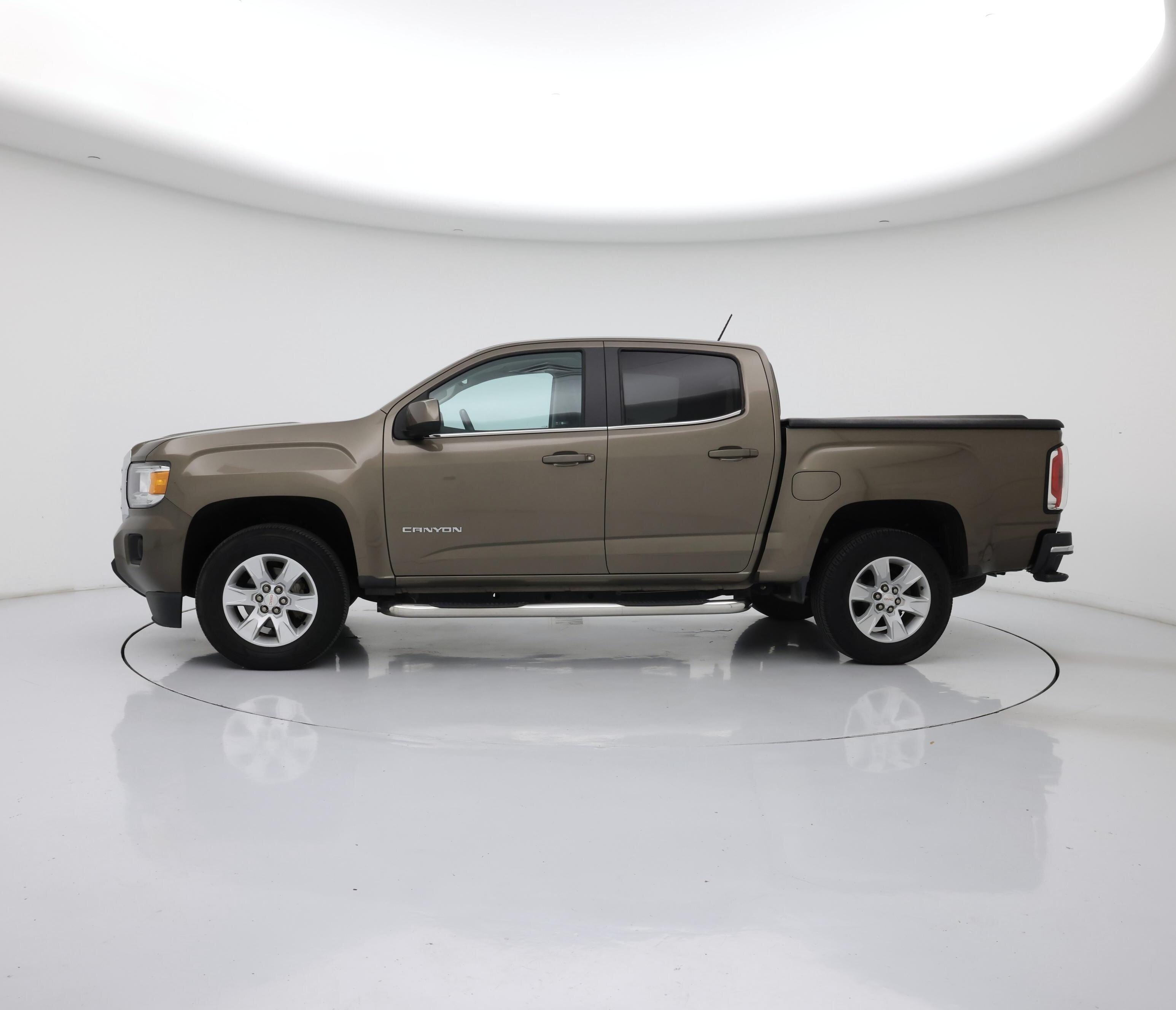 Thumbnail: 2016 GMC Canyon - 3