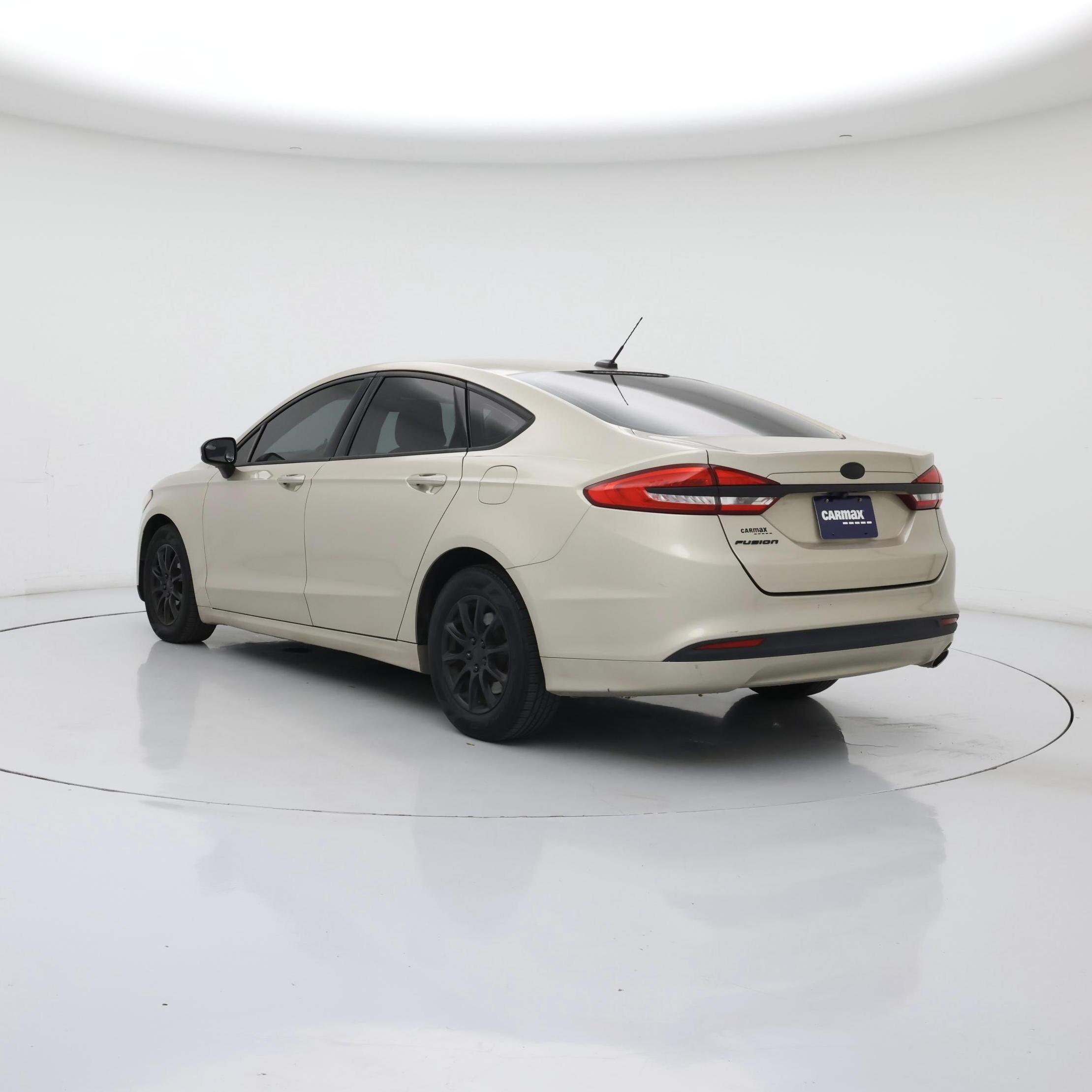 Thumbnail: 2017 Ford Fusion - 2