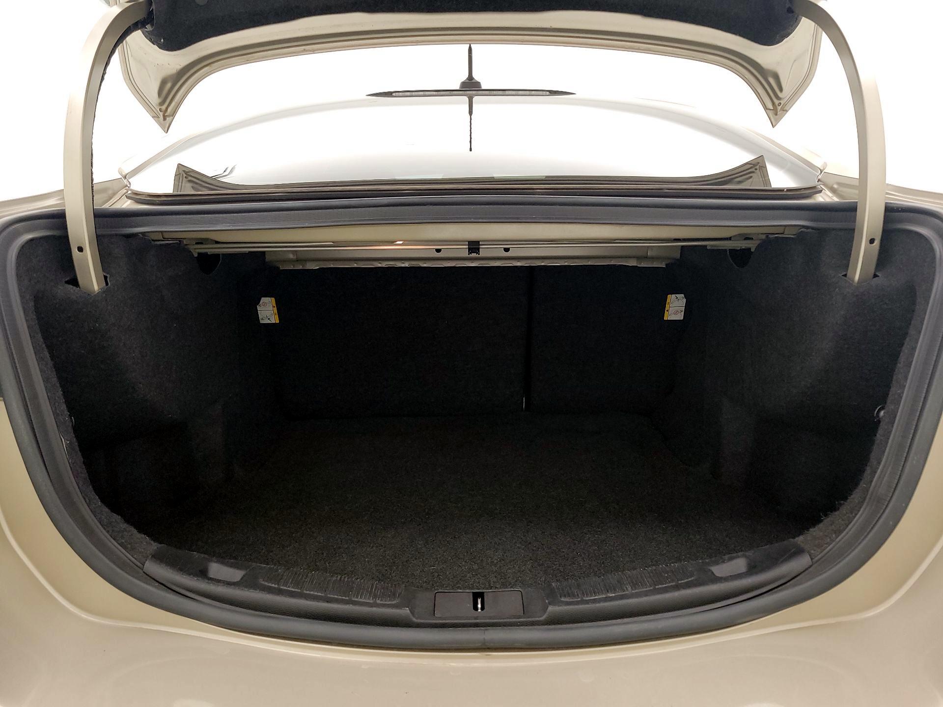 Thumbnail: 2017 Ford Fusion - 20