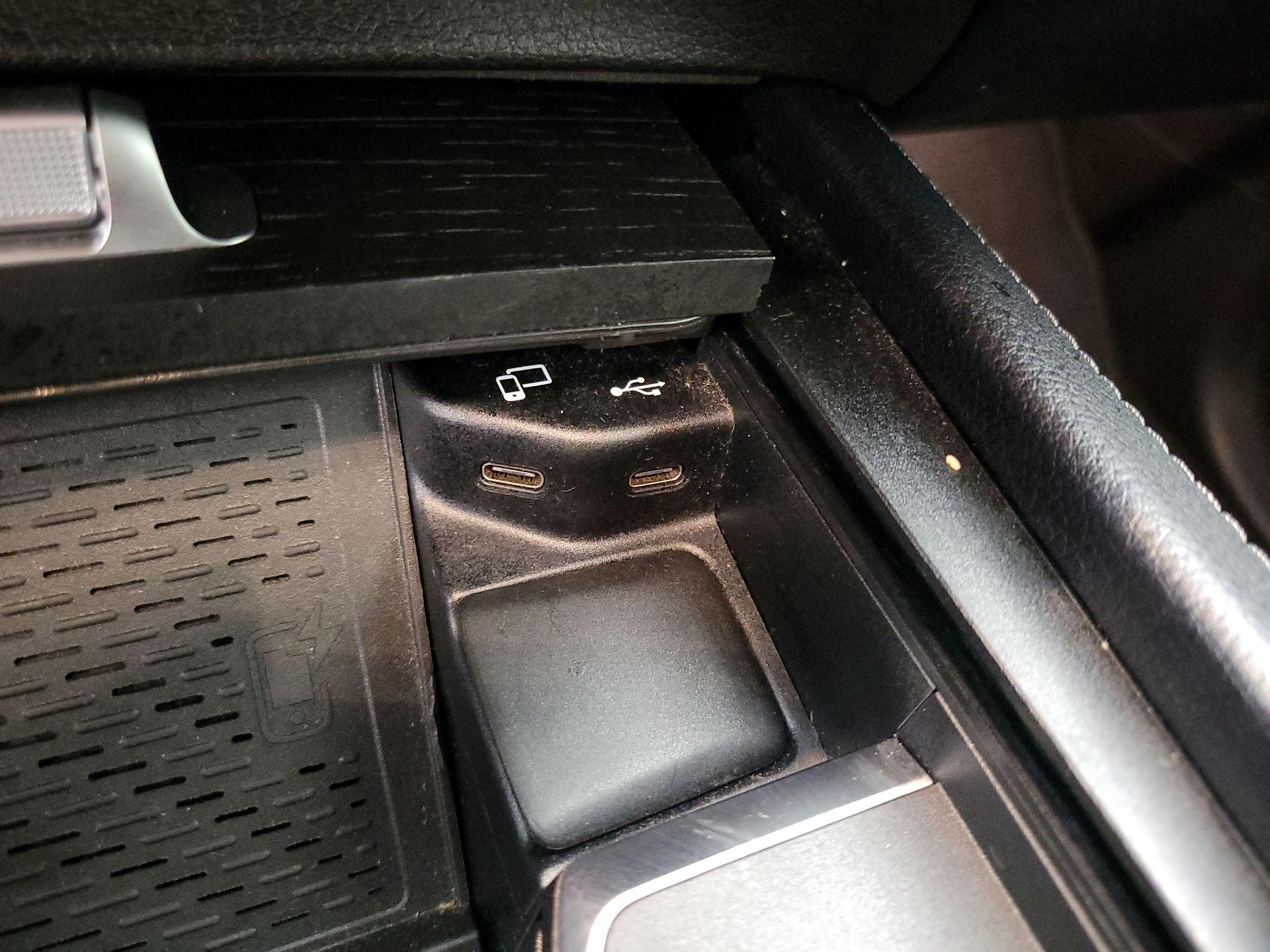 Thumbnail: 2020 Mercedes-Benz GLE - 19