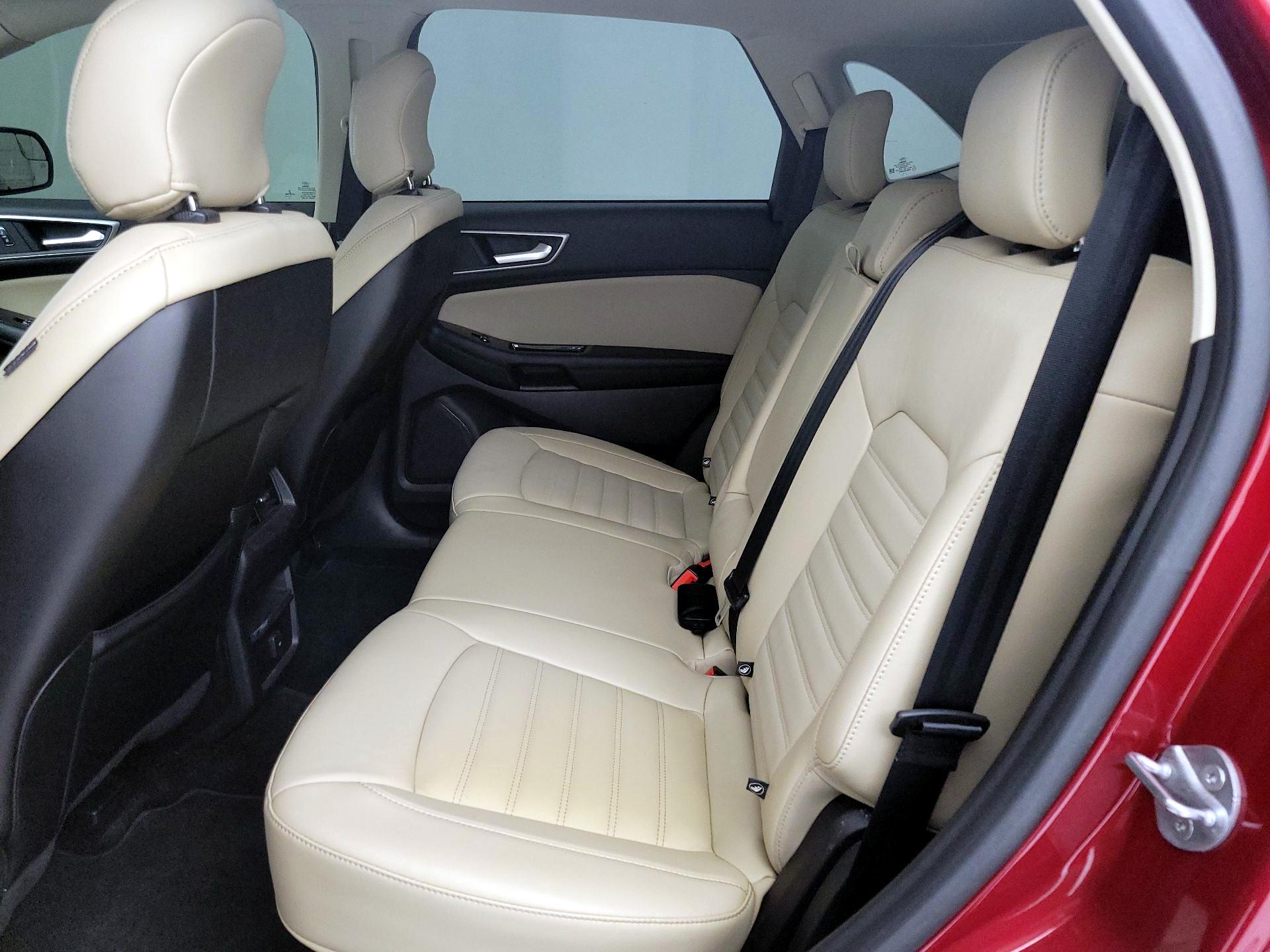 Thumbnail: 2018 Ford Edge - 19