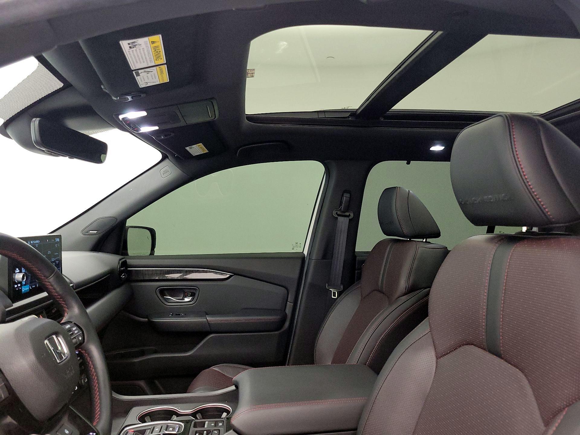 Thumbnail: 2025 Honda Pilot - 20