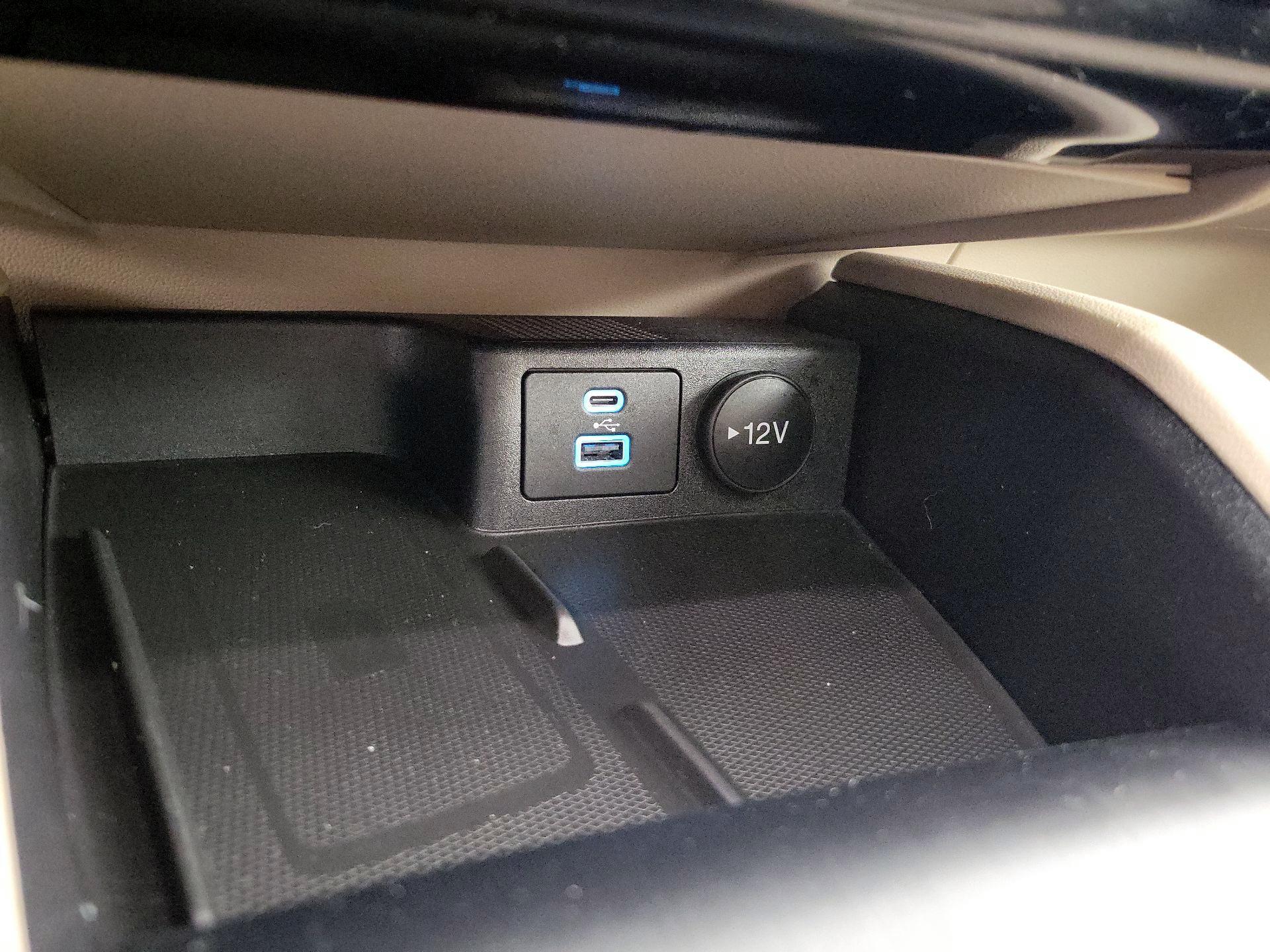 Thumbnail: 2022 Ford Escape - 19