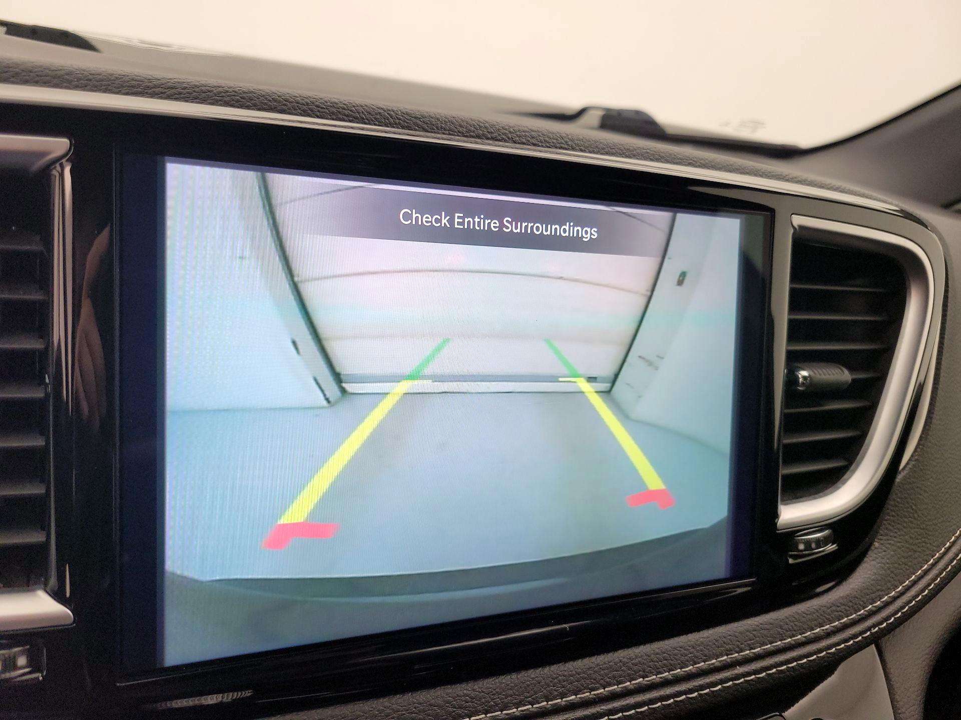 Thumbnail: 2023 Chrysler Pacifica - 15