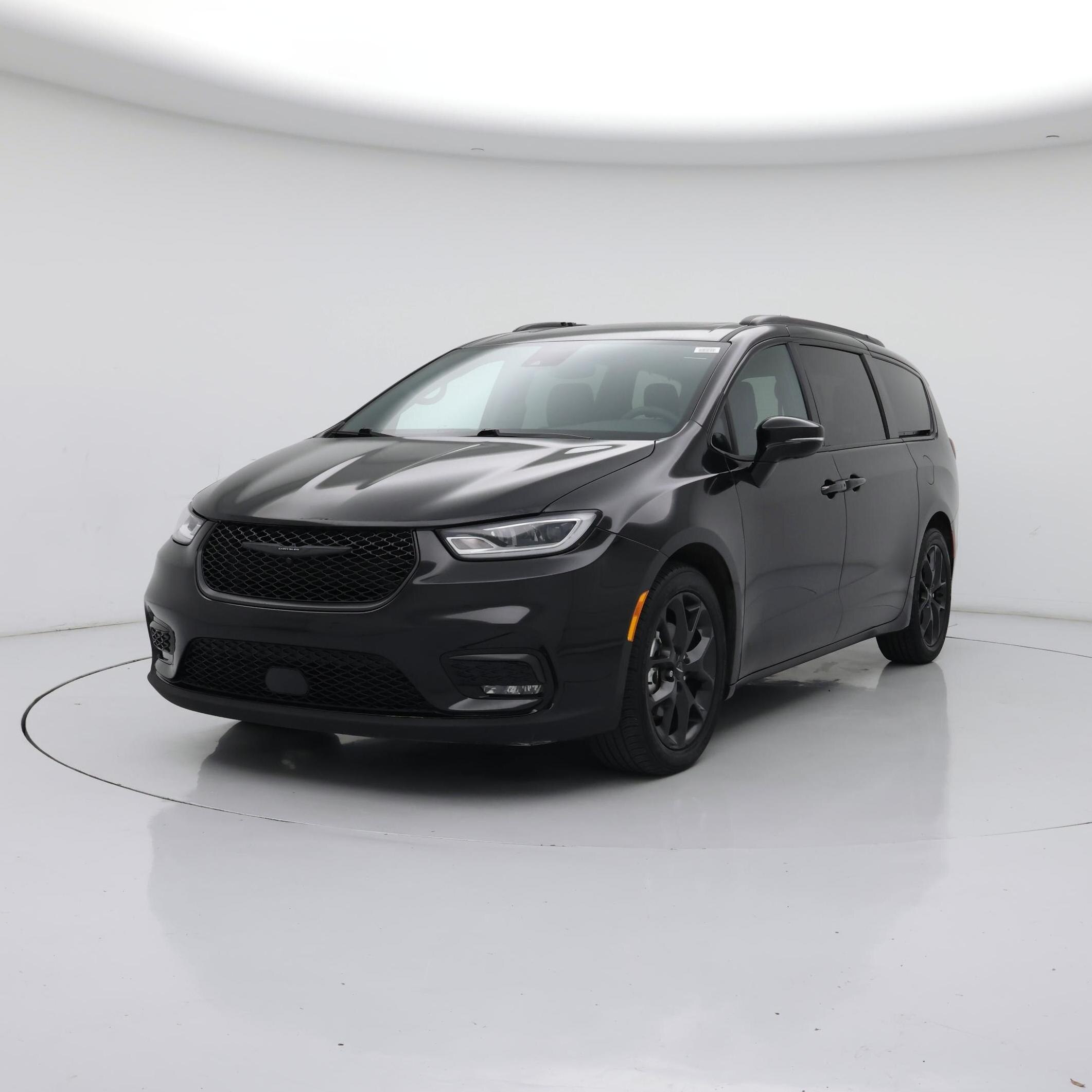 Thumbnail: 2023 Chrysler Pacifica - 4