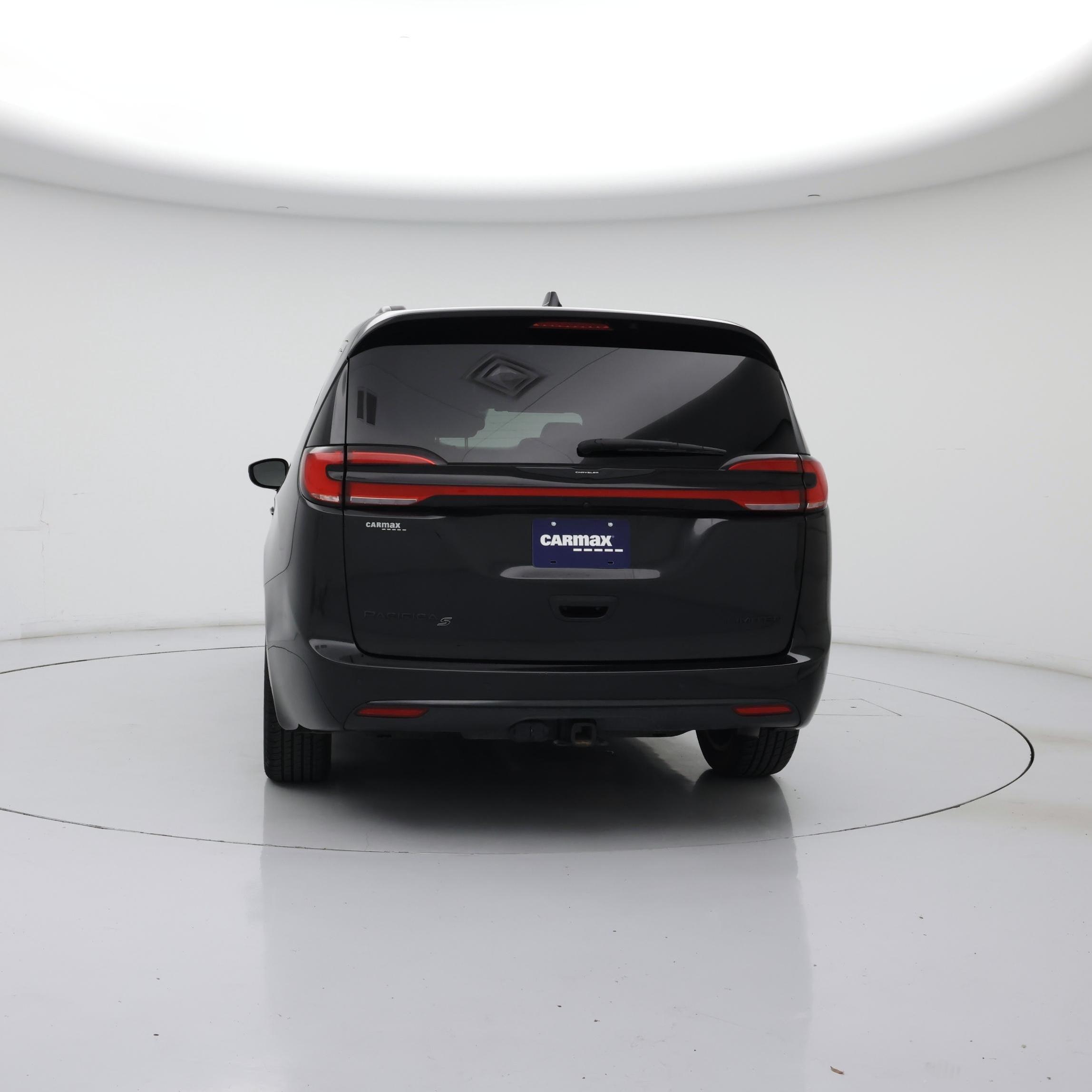 Thumbnail: 2023 Chrysler Pacifica - 6