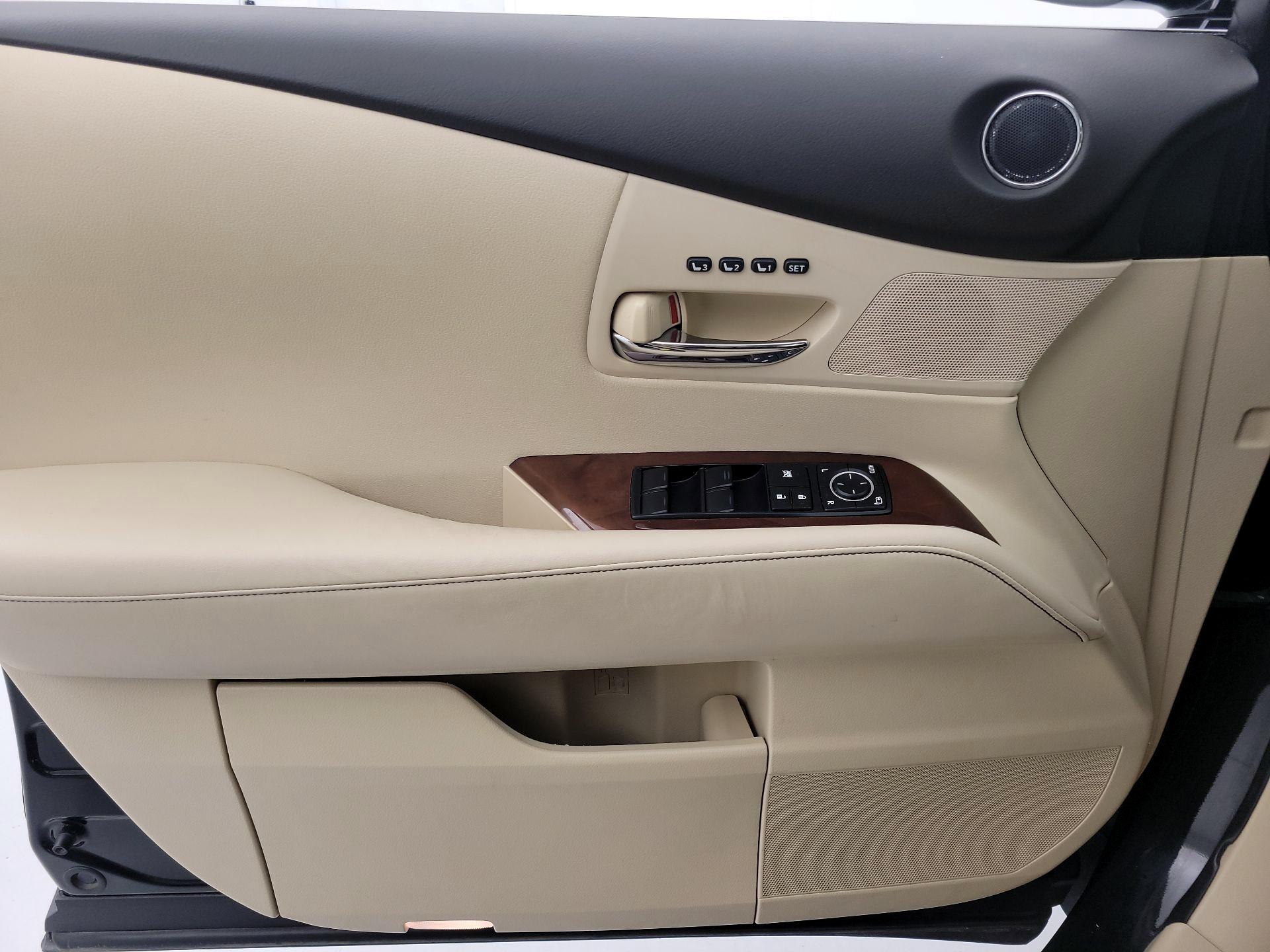 Thumbnail: 2015 Lexus RX - 12