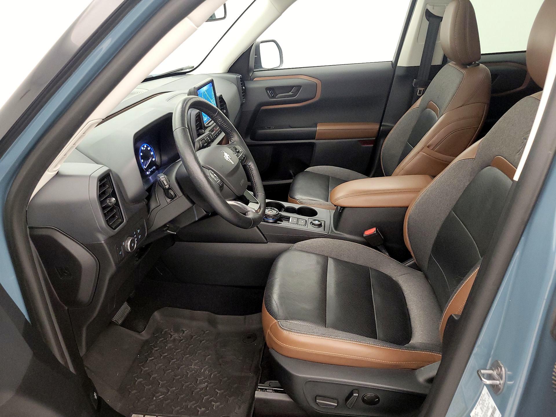 Thumbnail: 2021 Ford Bronco Sport - 11