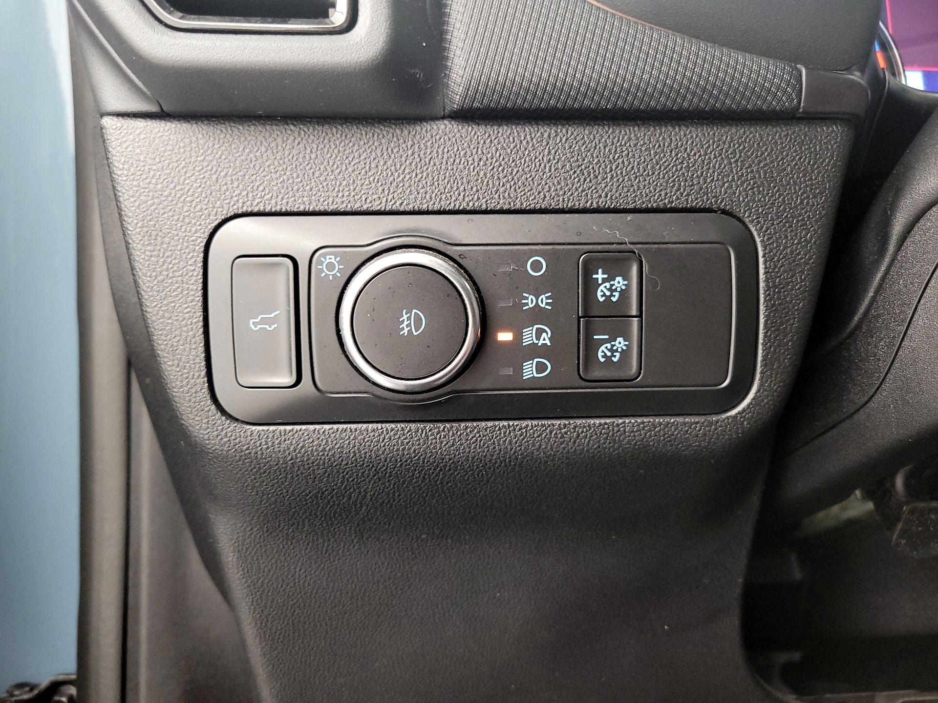 Thumbnail: 2021 Ford Bronco Sport - 13