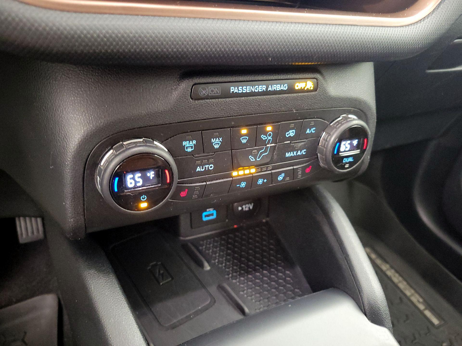 Thumbnail: 2021 Ford Bronco Sport - 17