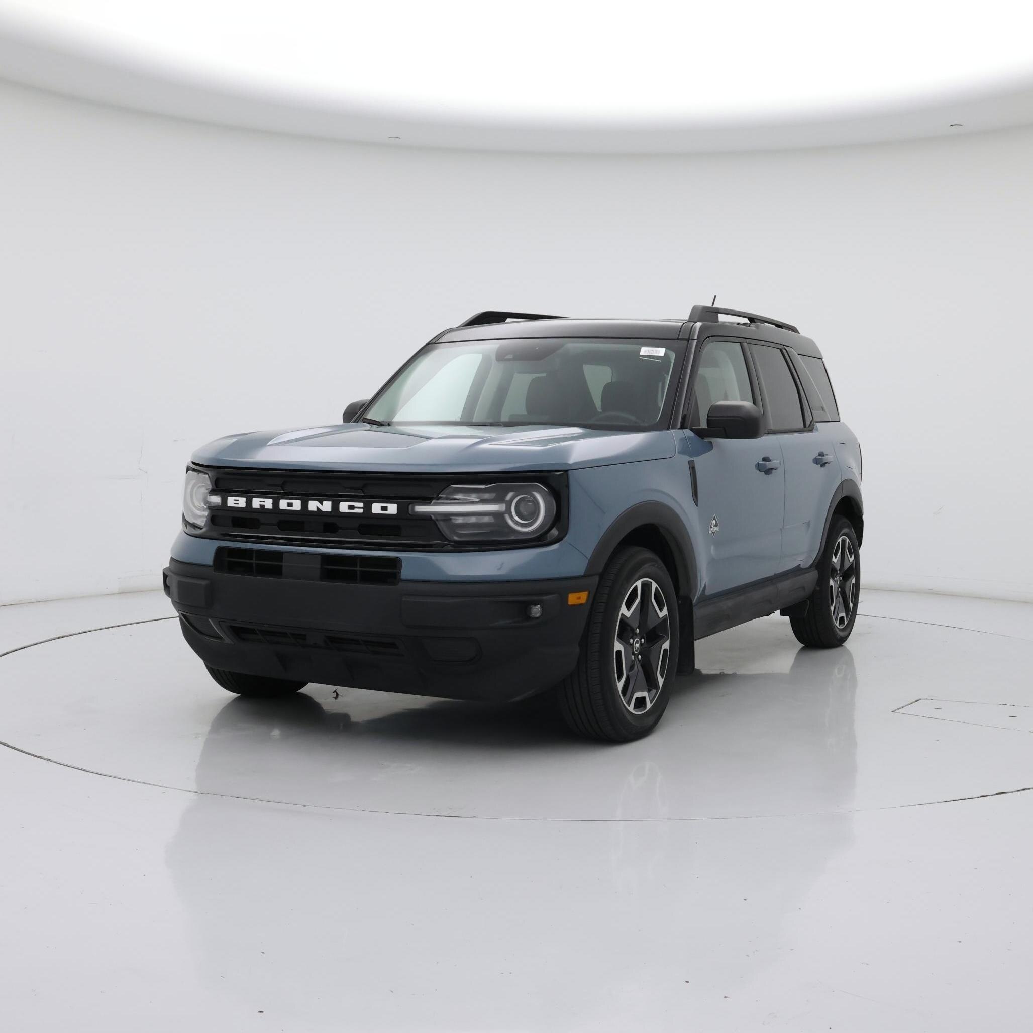 Thumbnail: 2021 Ford Bronco Sport - 4