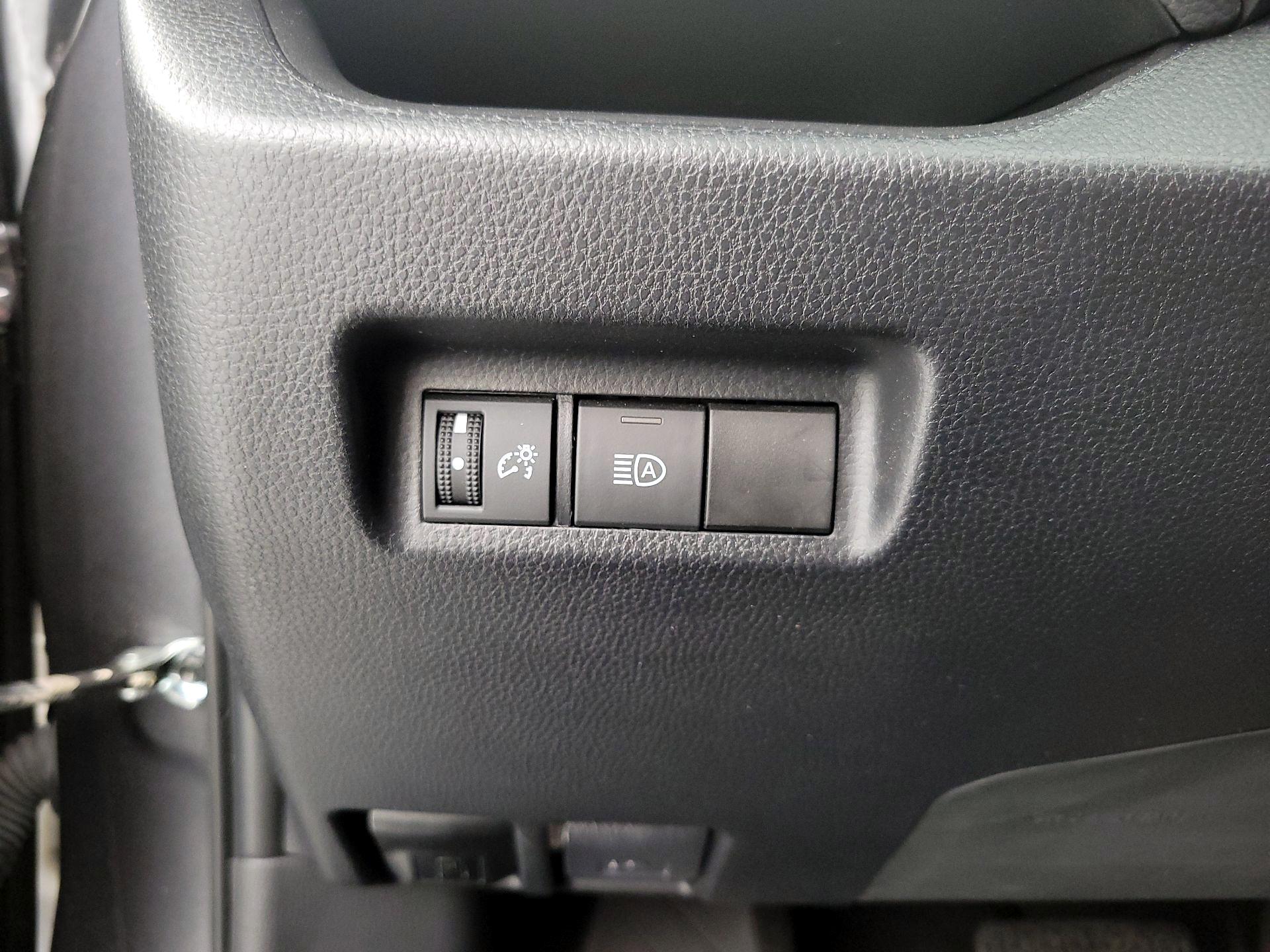 Thumbnail: 2023 Toyota RAV4 - 13