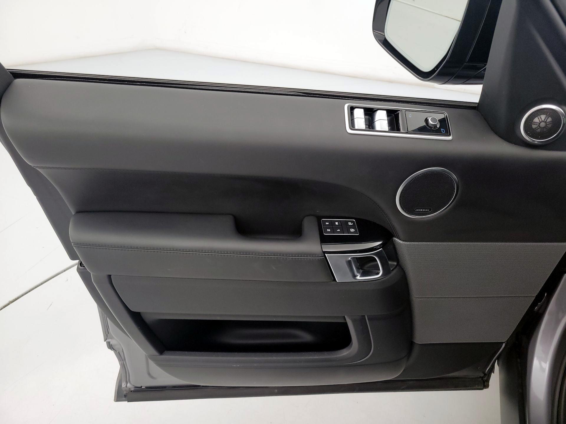 Thumbnail: 2021 Land Rover Range Rover Sport - 12