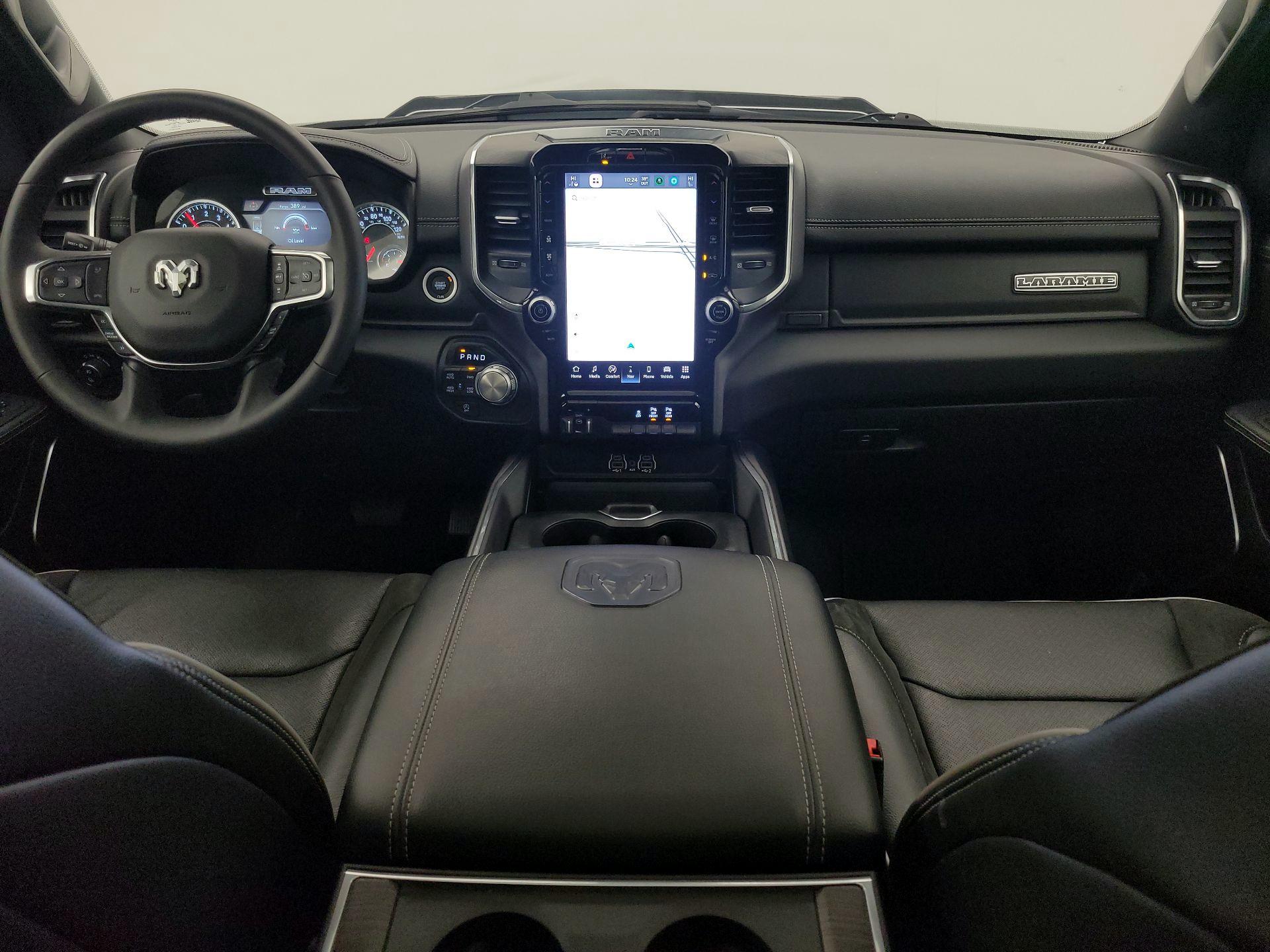 Thumbnail: 2025 RAM 1500 - 9