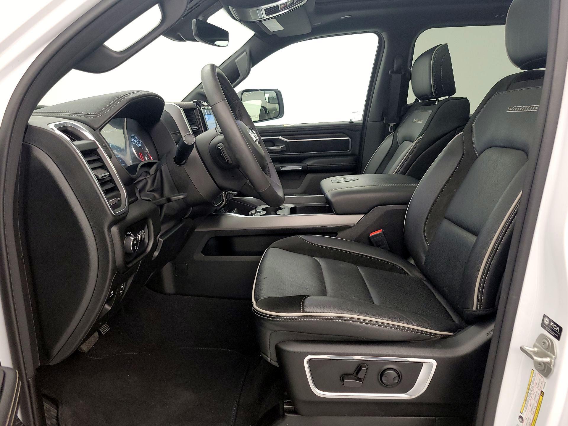 Thumbnail: 2025 RAM 1500 - 11