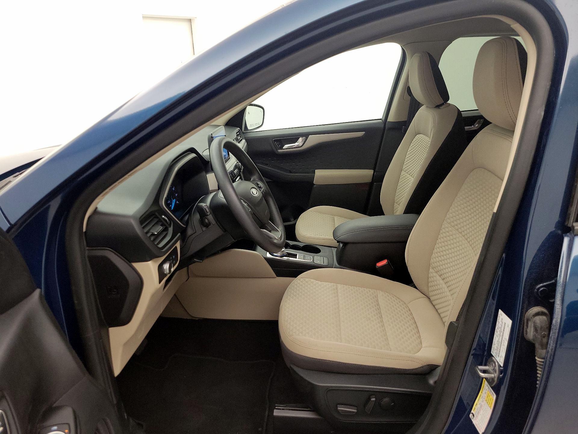 Thumbnail: 2020 Ford Escape - 11